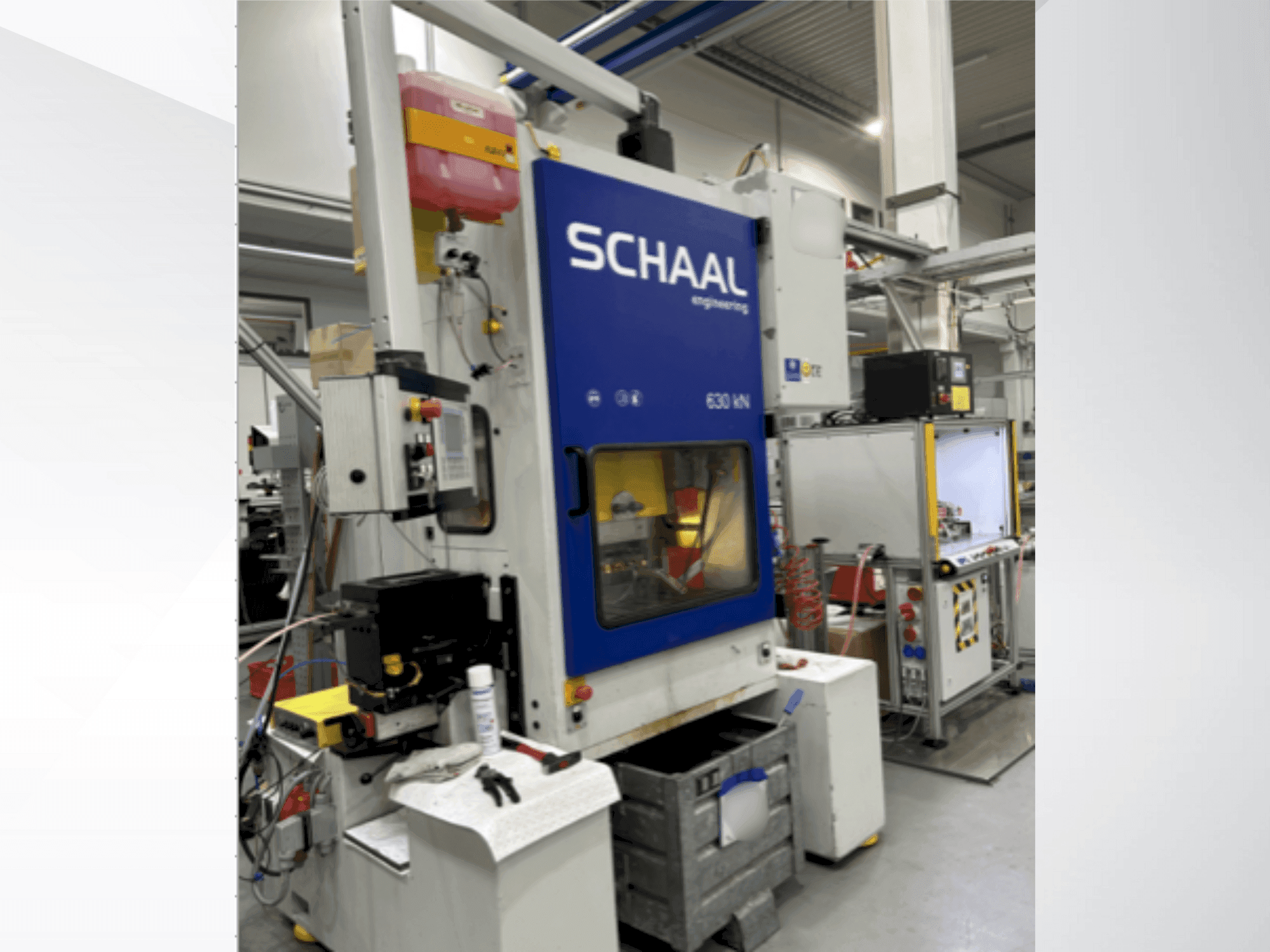 Front view of SCHAAL SEP63N machine