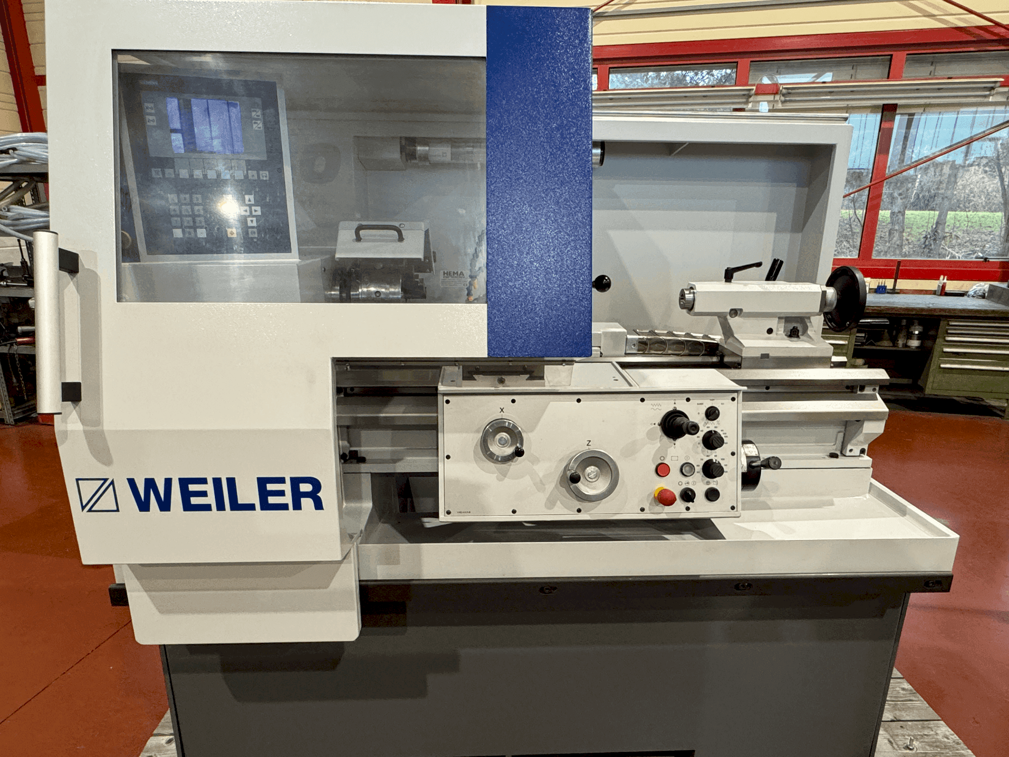 Frontansicht der Weiler C 30x750 Maschine