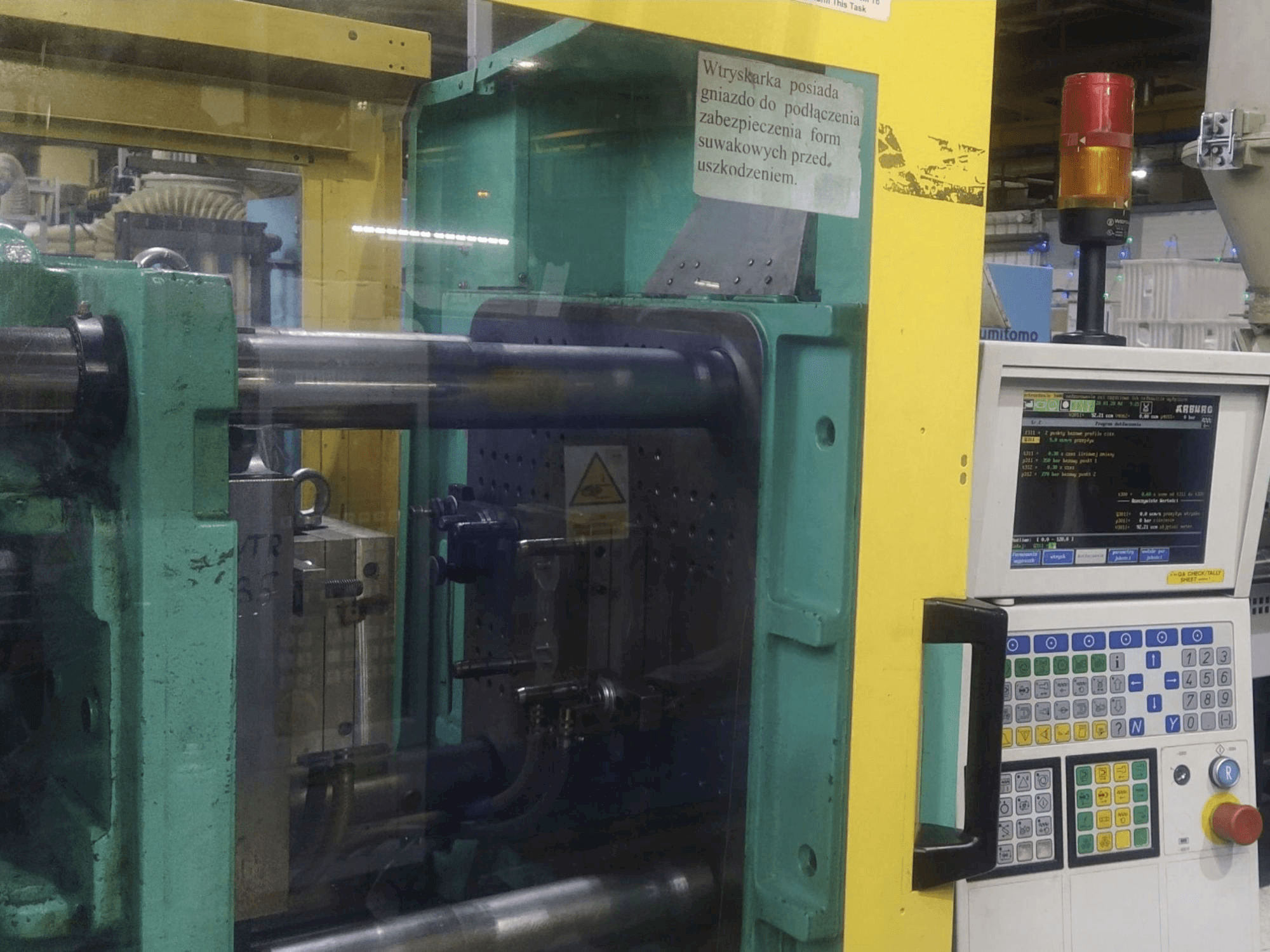 Front view of Arburg 420S ALLROUNDER 1000-350 machine