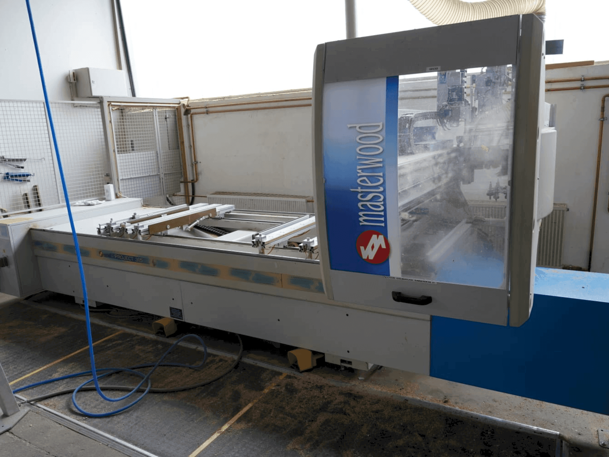 Frontansicht der MASTERWOOD Project 315 Maschine