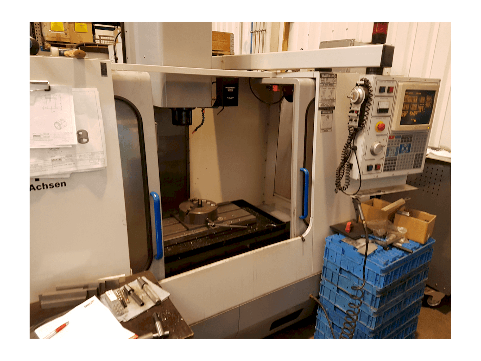 Frontansicht der HAAS VF1 Maschine