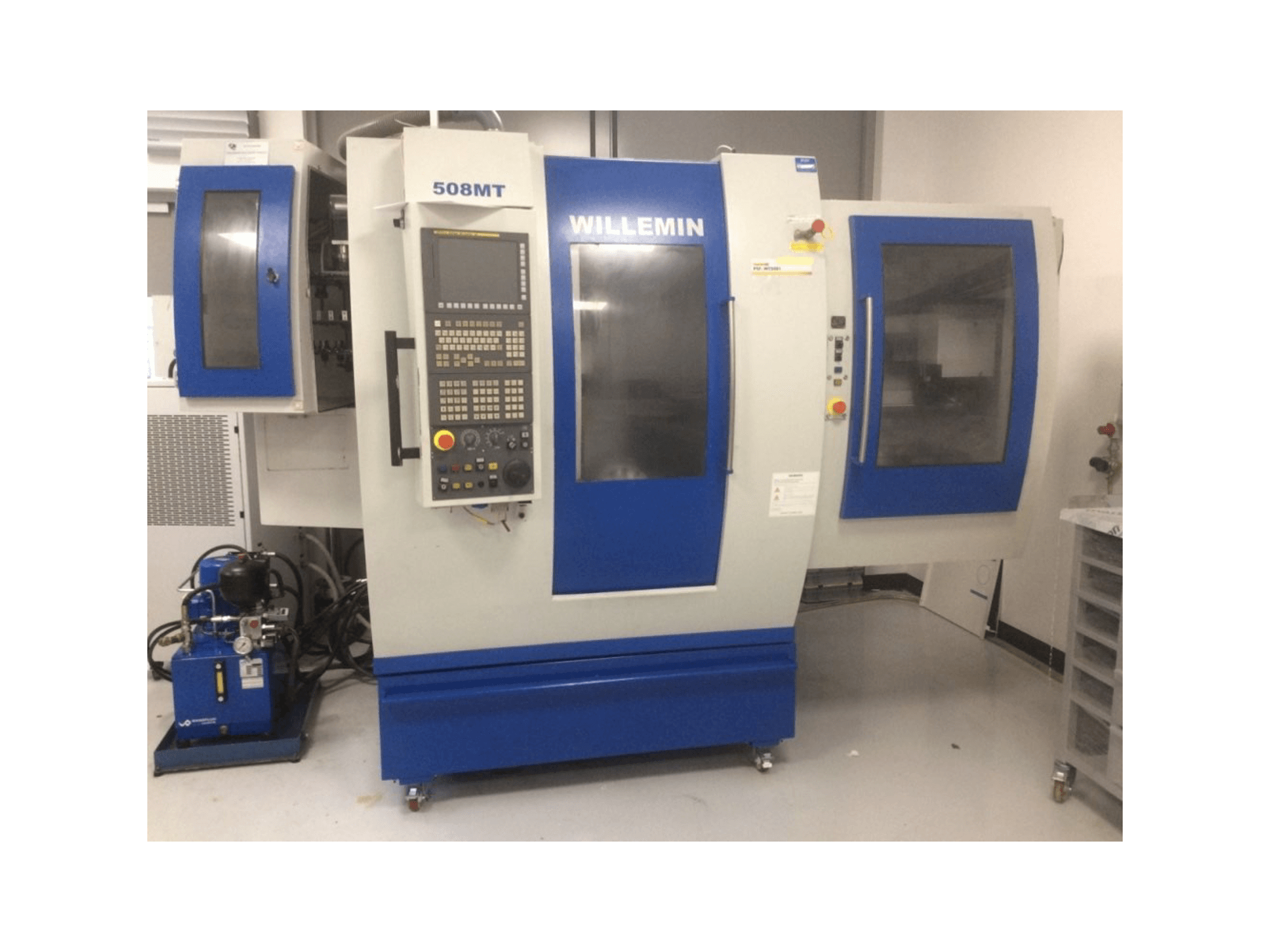 Frontansicht der Willemin W 508MT Maschine