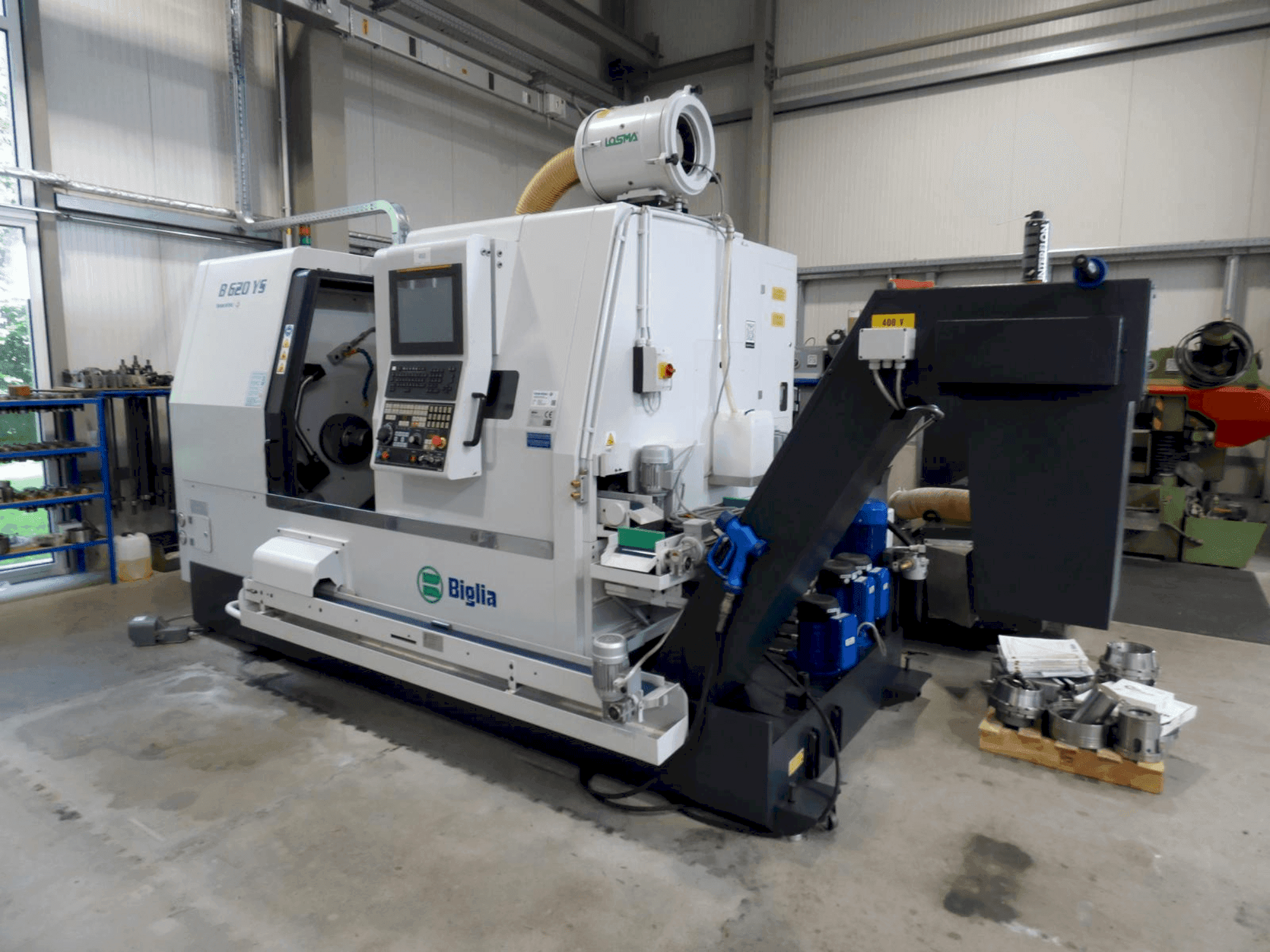 Frontansicht der Biglia B620YS Maschine