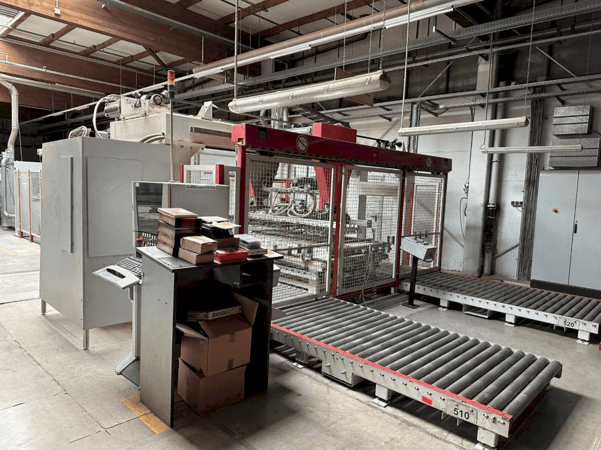 Frontansicht der BIESSE TECHNO KERNELL Maschine