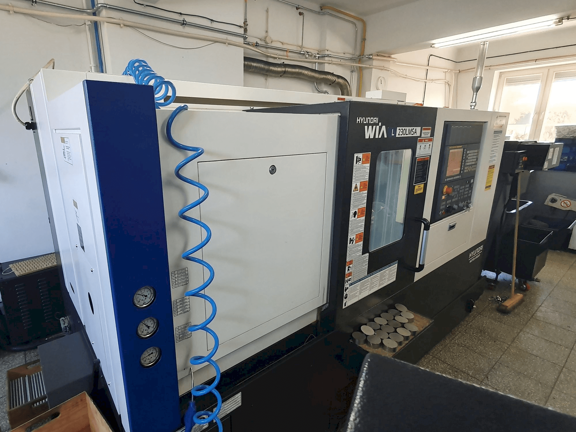 Frontansicht der Hyundai Wia L230LMSA Maschine