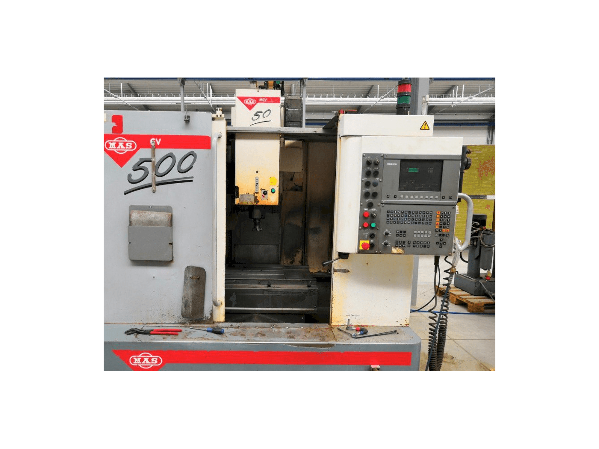 Front view of KOVOSVIT MAS MCV 500 CNC machine