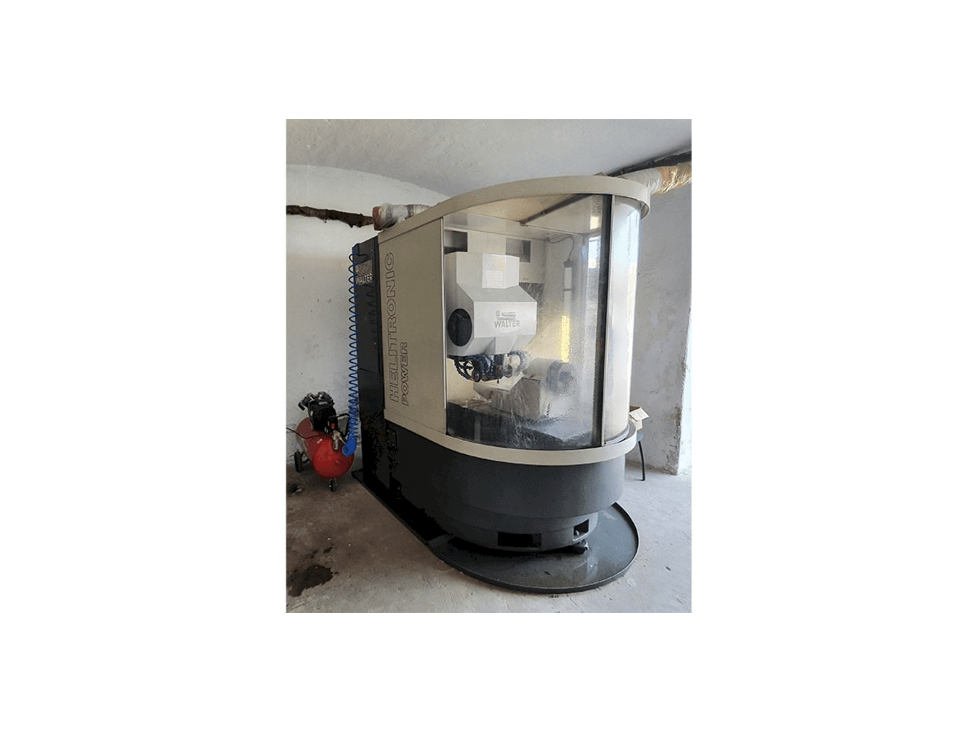 Frontansicht der Walter Helitronic Power Maschine