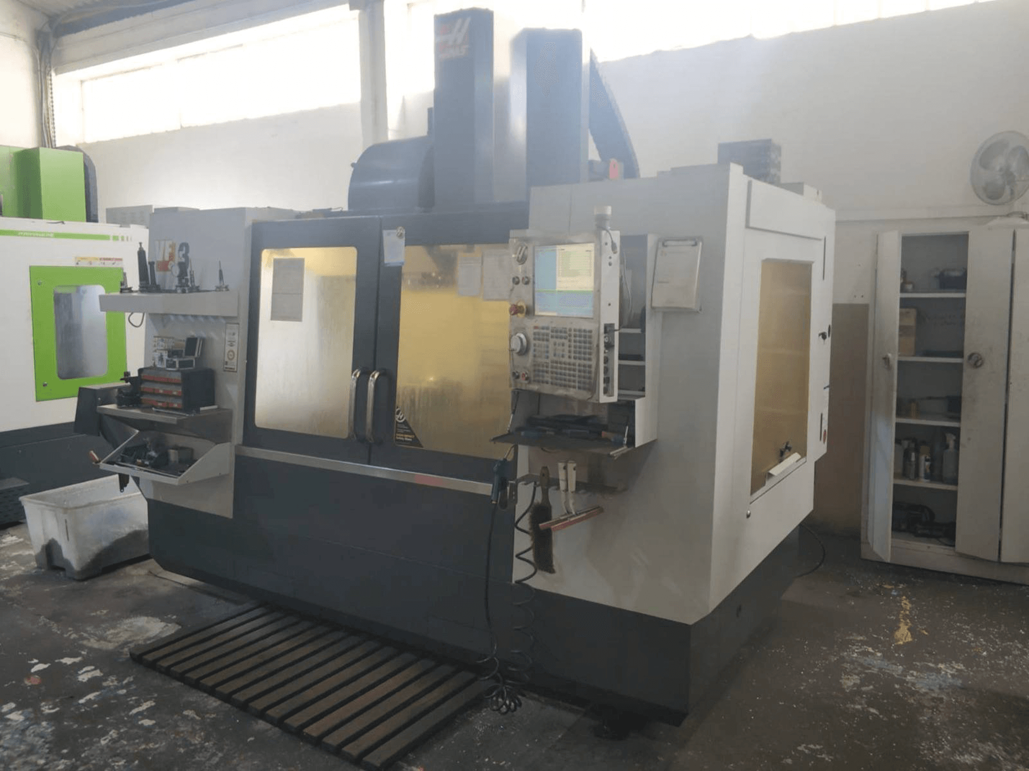 Frontansicht der HAAS VF-3 Maschine
