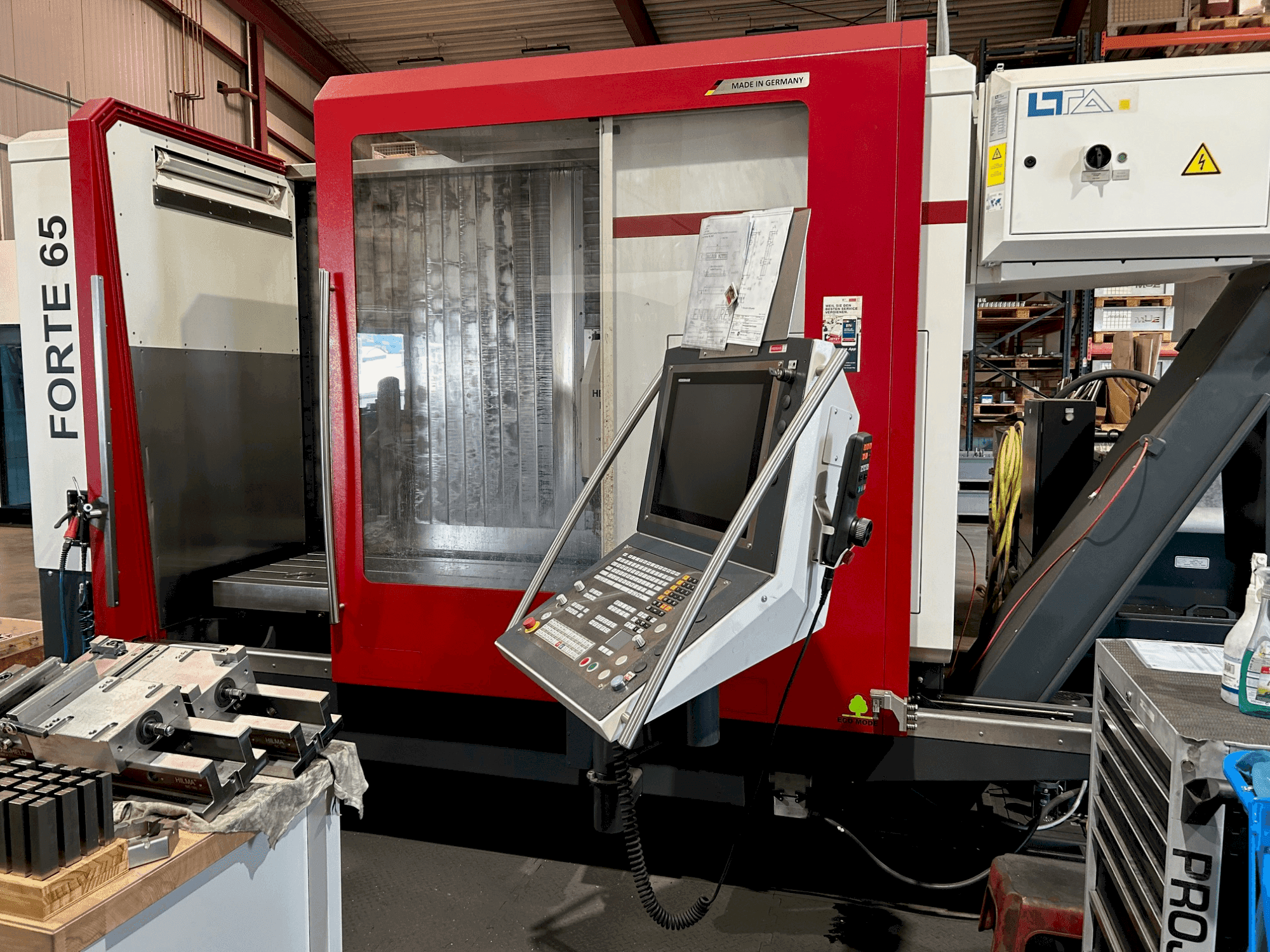 Frontansicht der HEDELIUS Forte 65 Single 1320 Maschine