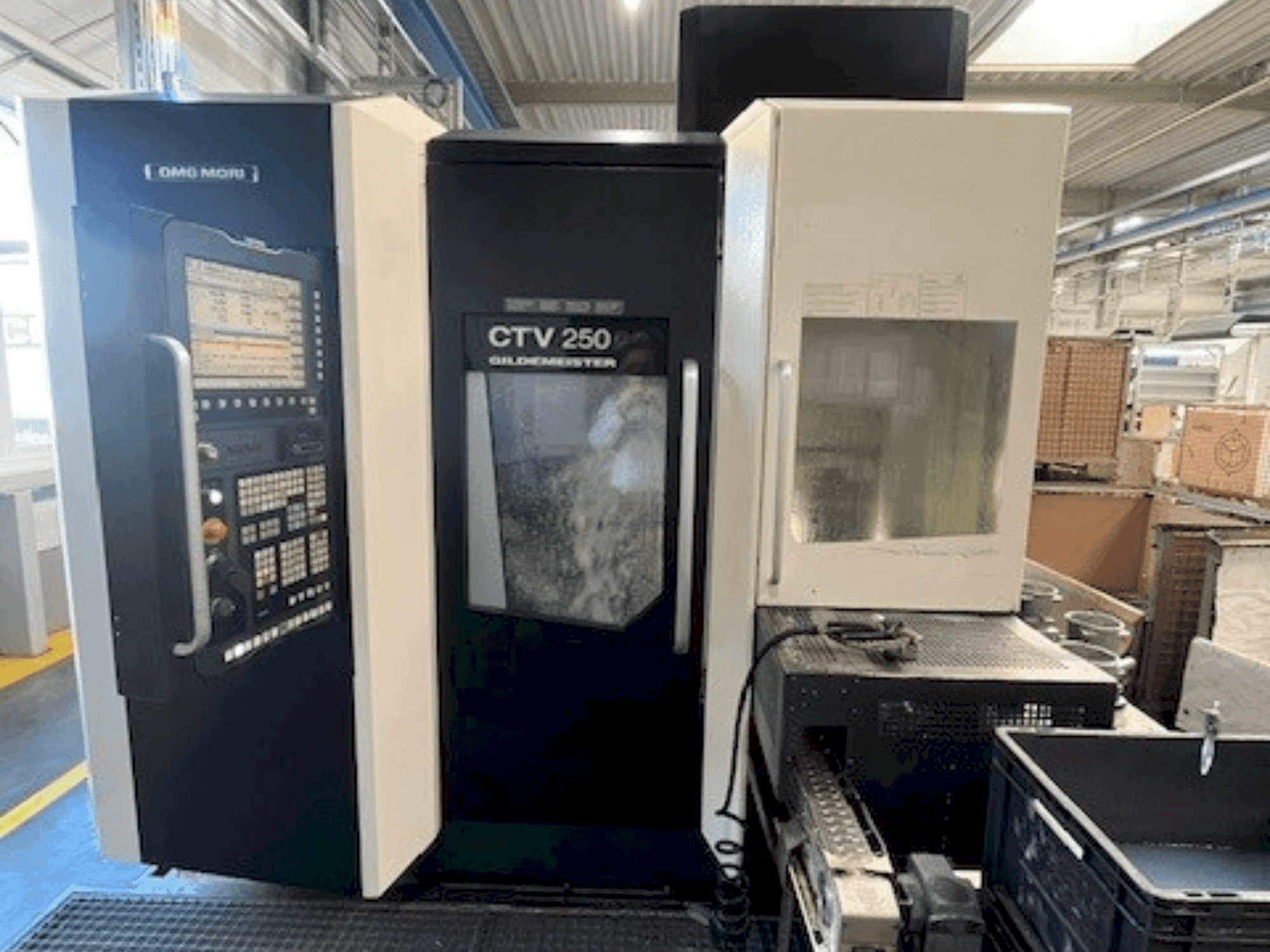 Frontansicht der DMG MORI Gildemeister CTV 250 2nd Maschine