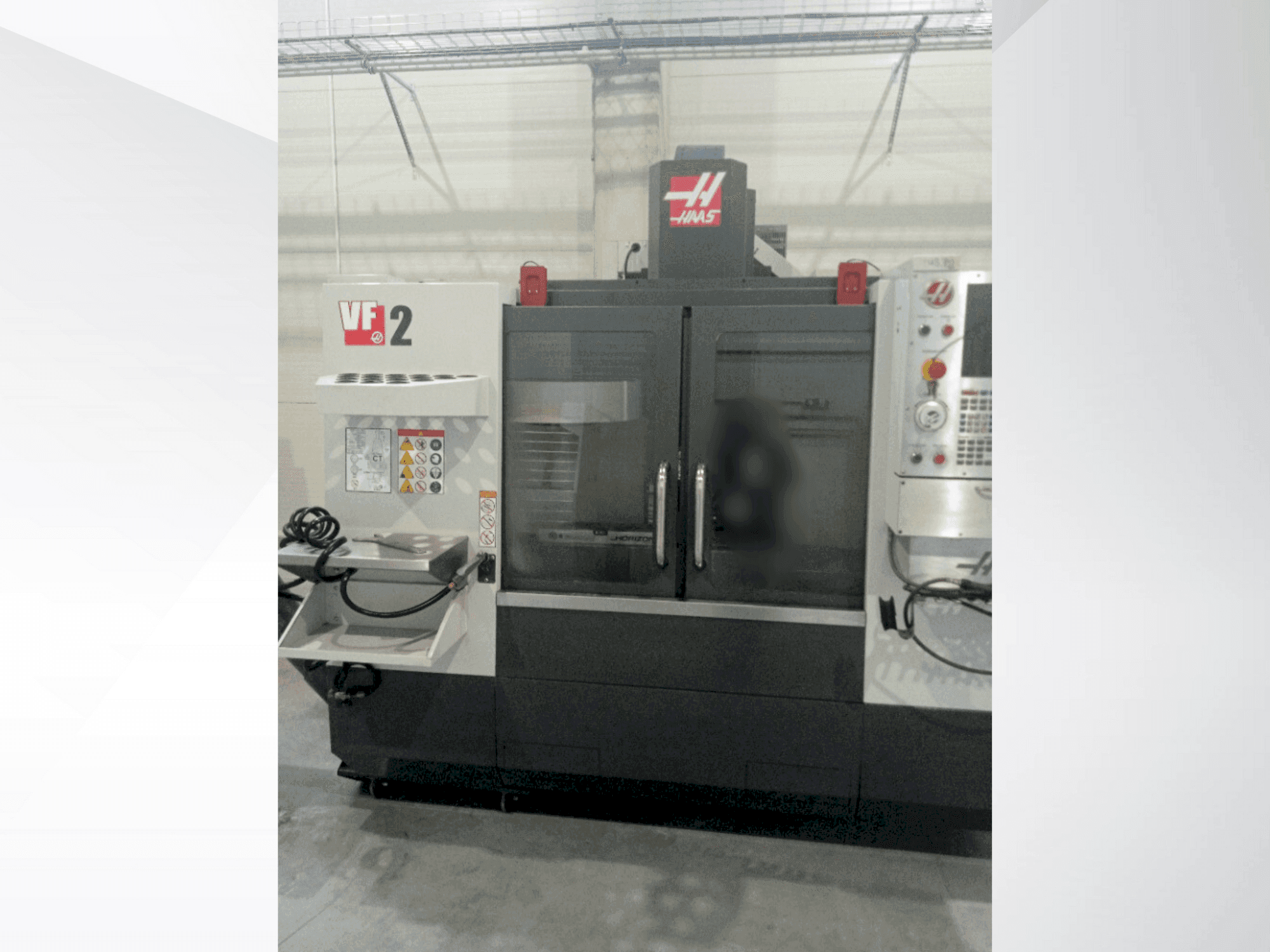 Frontansicht der HAAS VF-2 Maschine