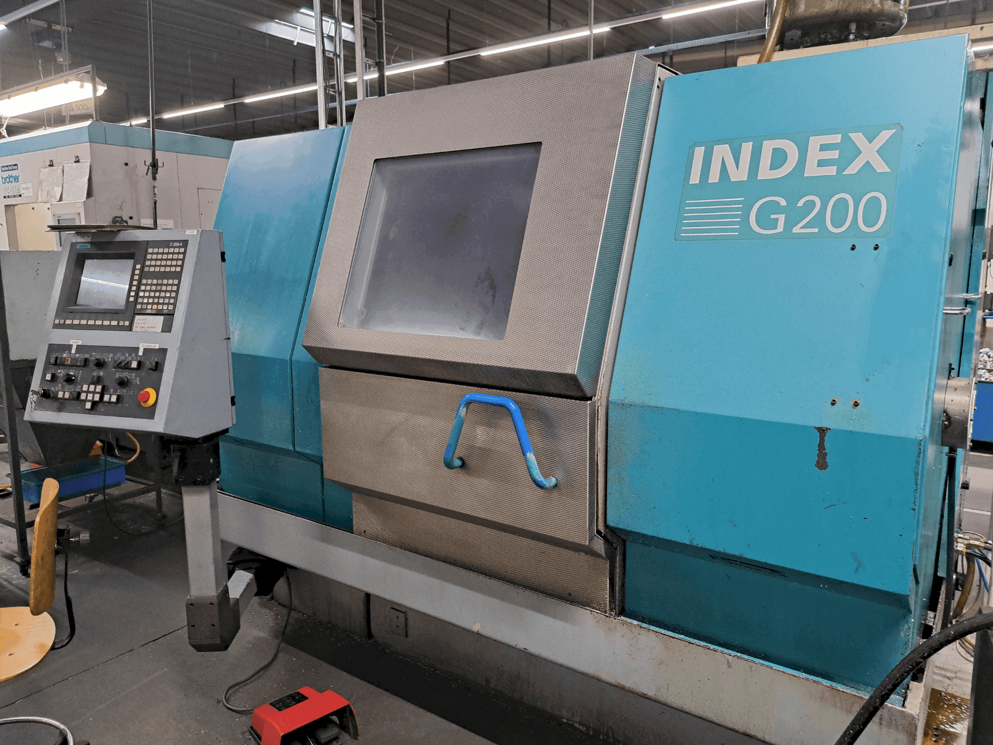 Frontansicht der Index G200 Maschine