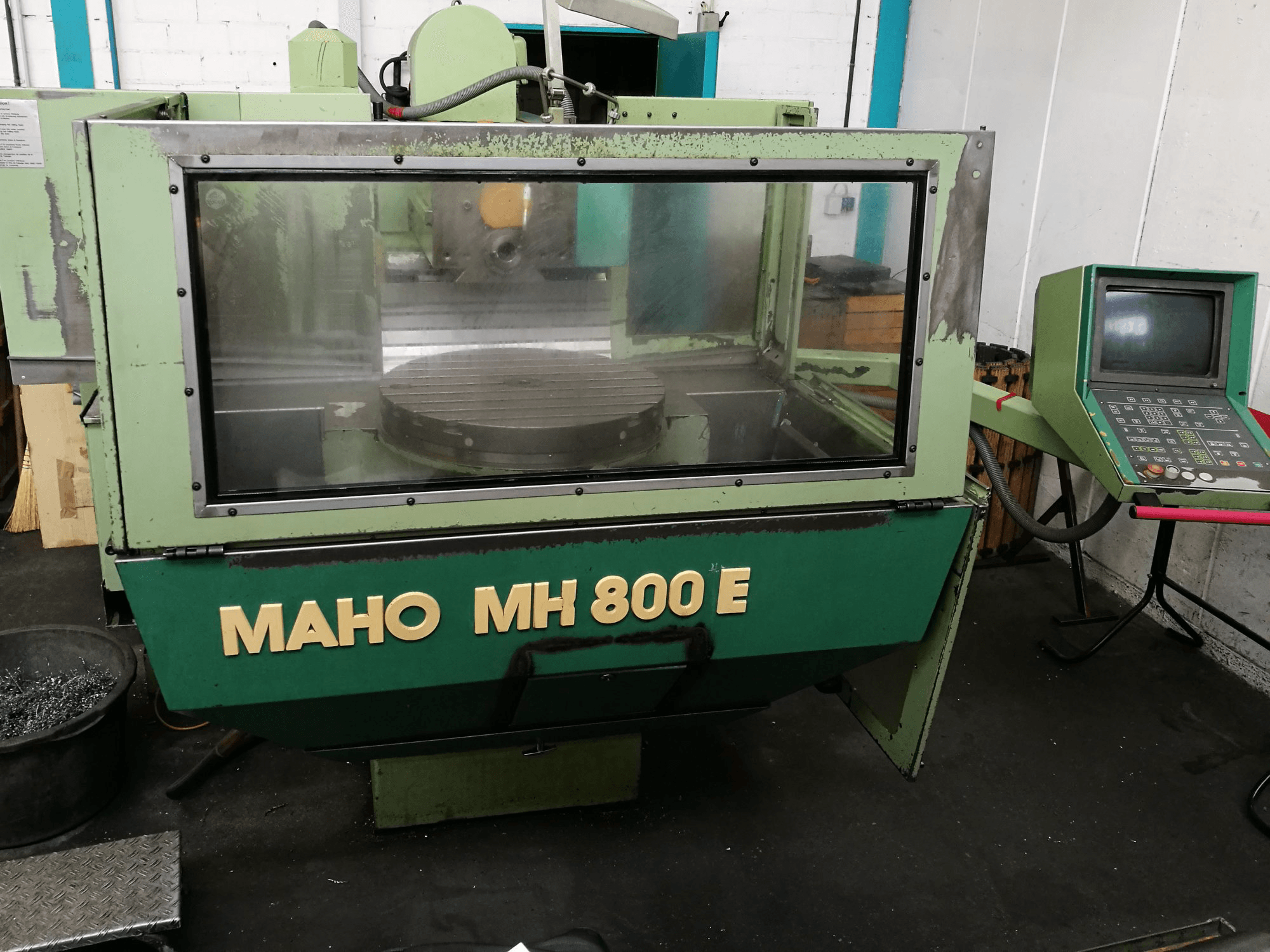 Frontansicht der Maho MH 800 E Maschine