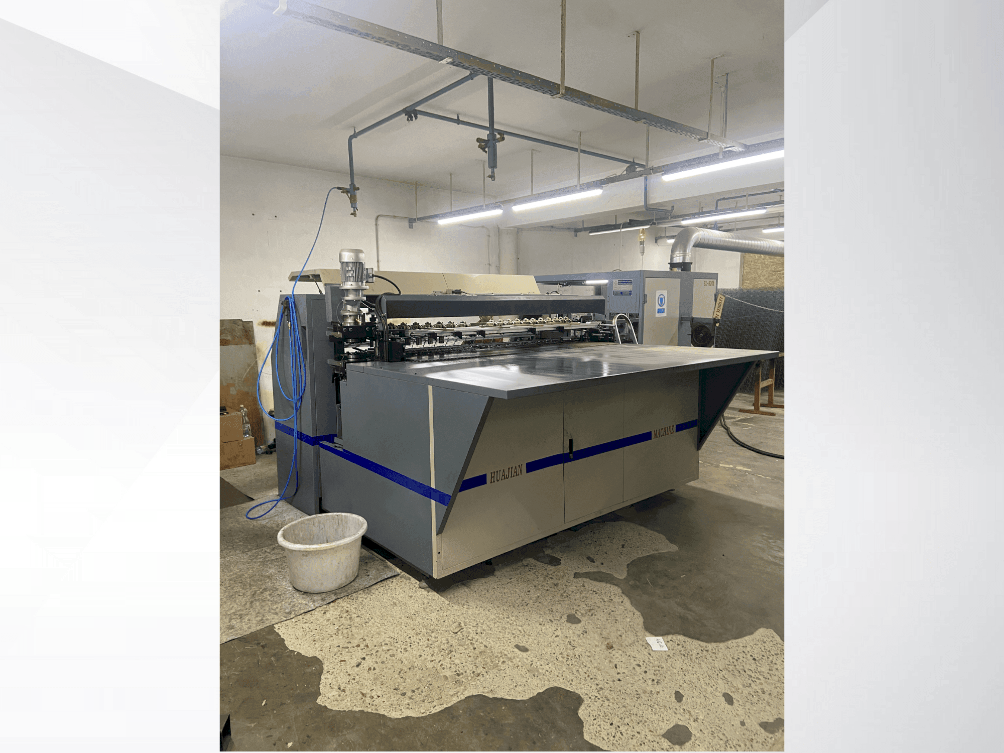 Frontansicht der HUAJIAN SX-820i Maschine