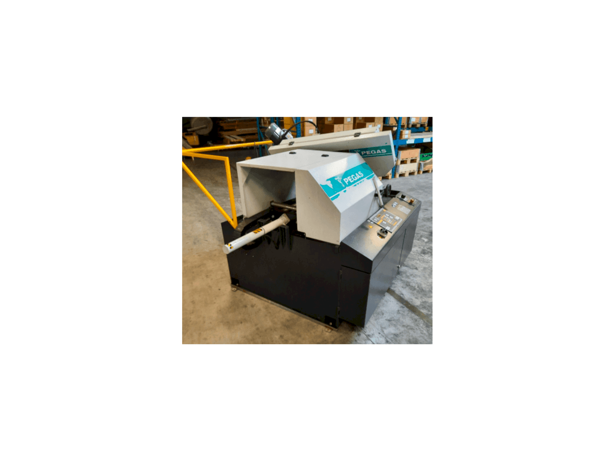 Frontansicht der Pegas 240x280 A-CNC-R-F Maschine