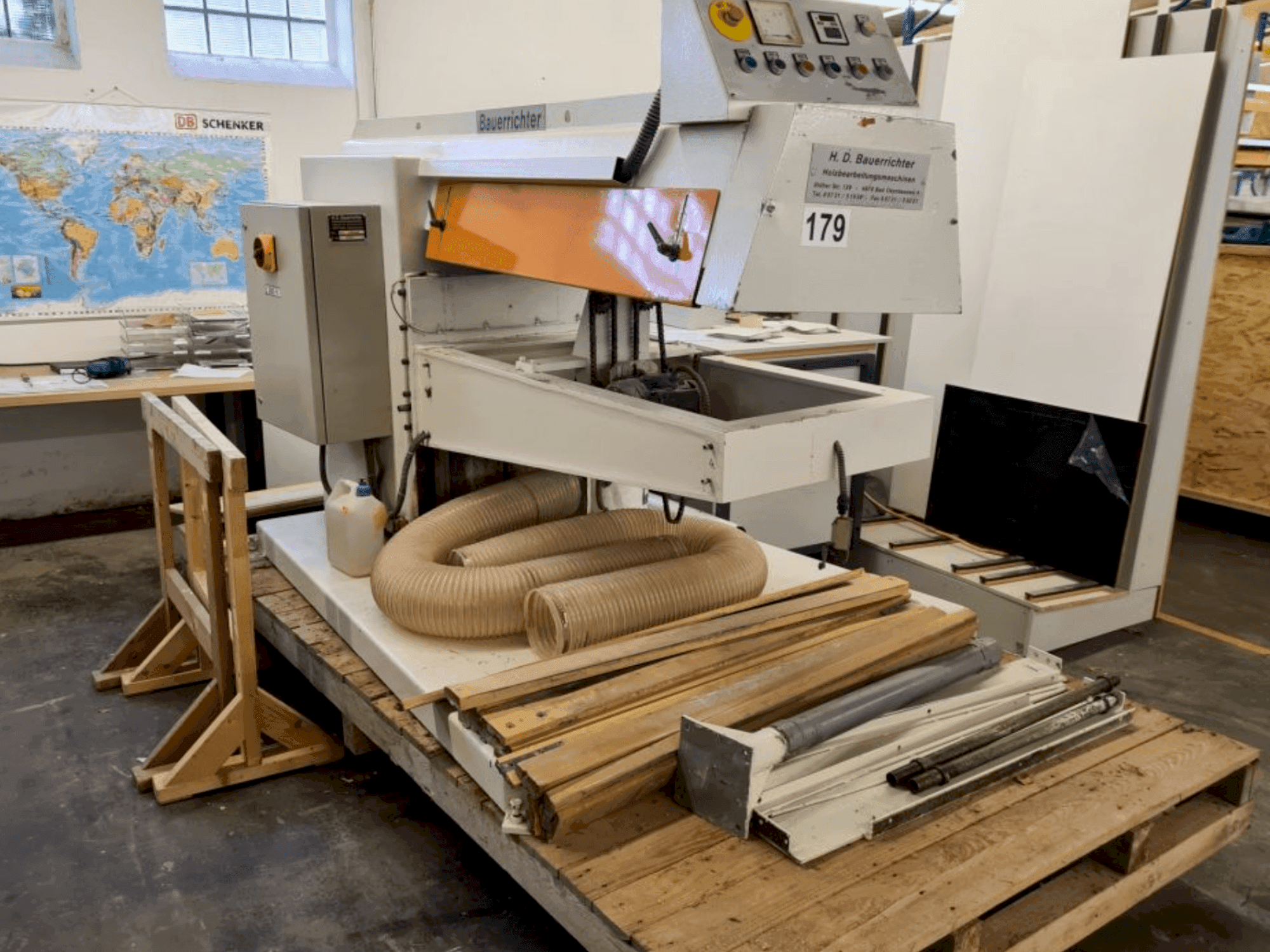 Front view of BAUERRICHTER SL1 1350X3500 machine