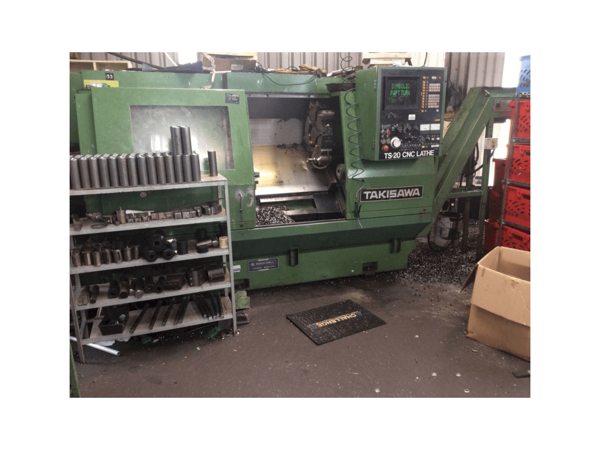 Frontansicht der Takisawa TS-20 Maschine