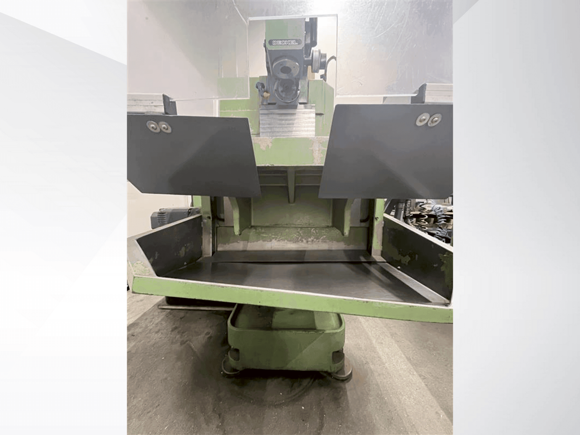 Front view of DECKEL FP2A machine