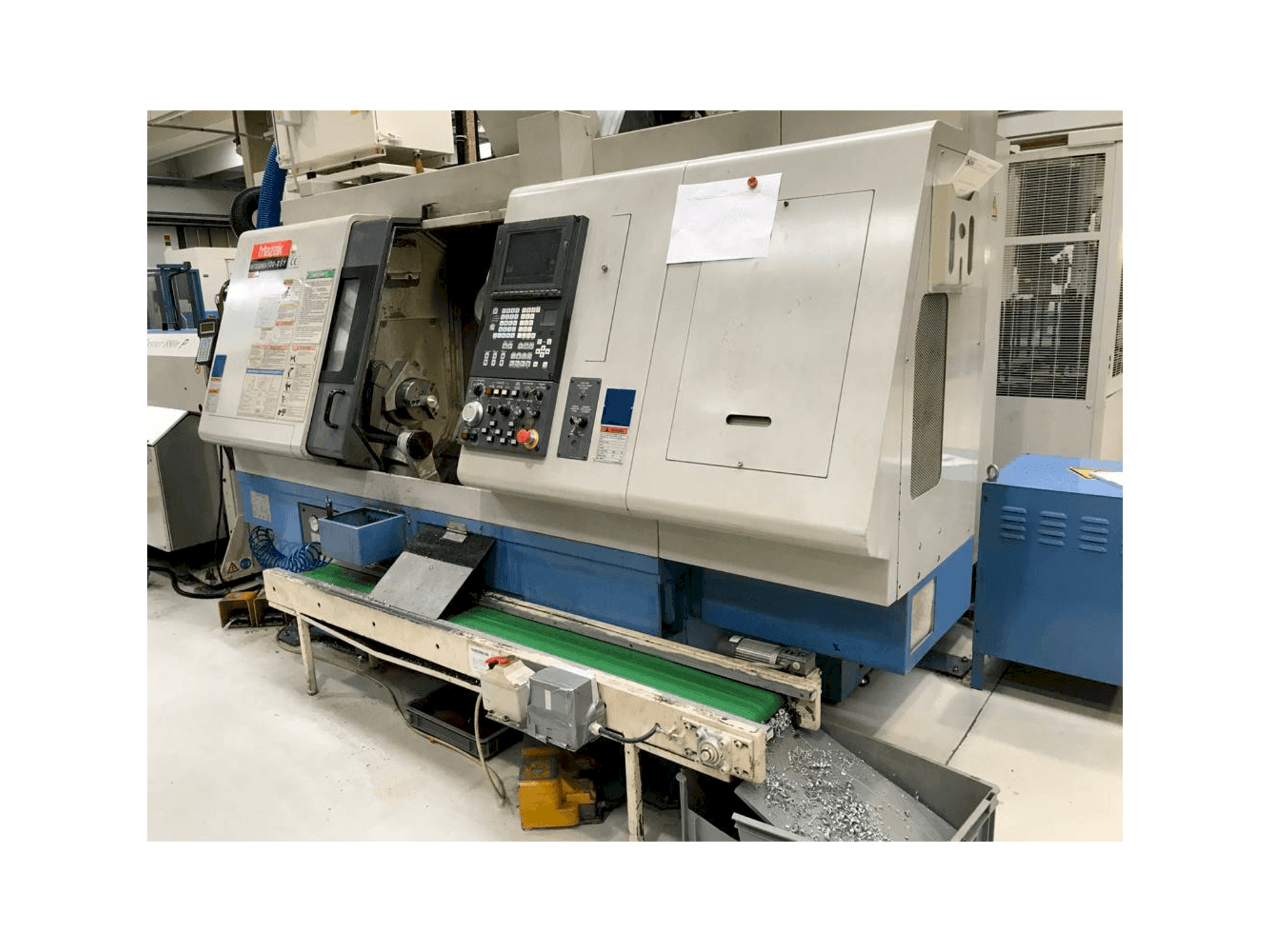 Frontansicht der Mazak Integrex 100 II SY Maschine