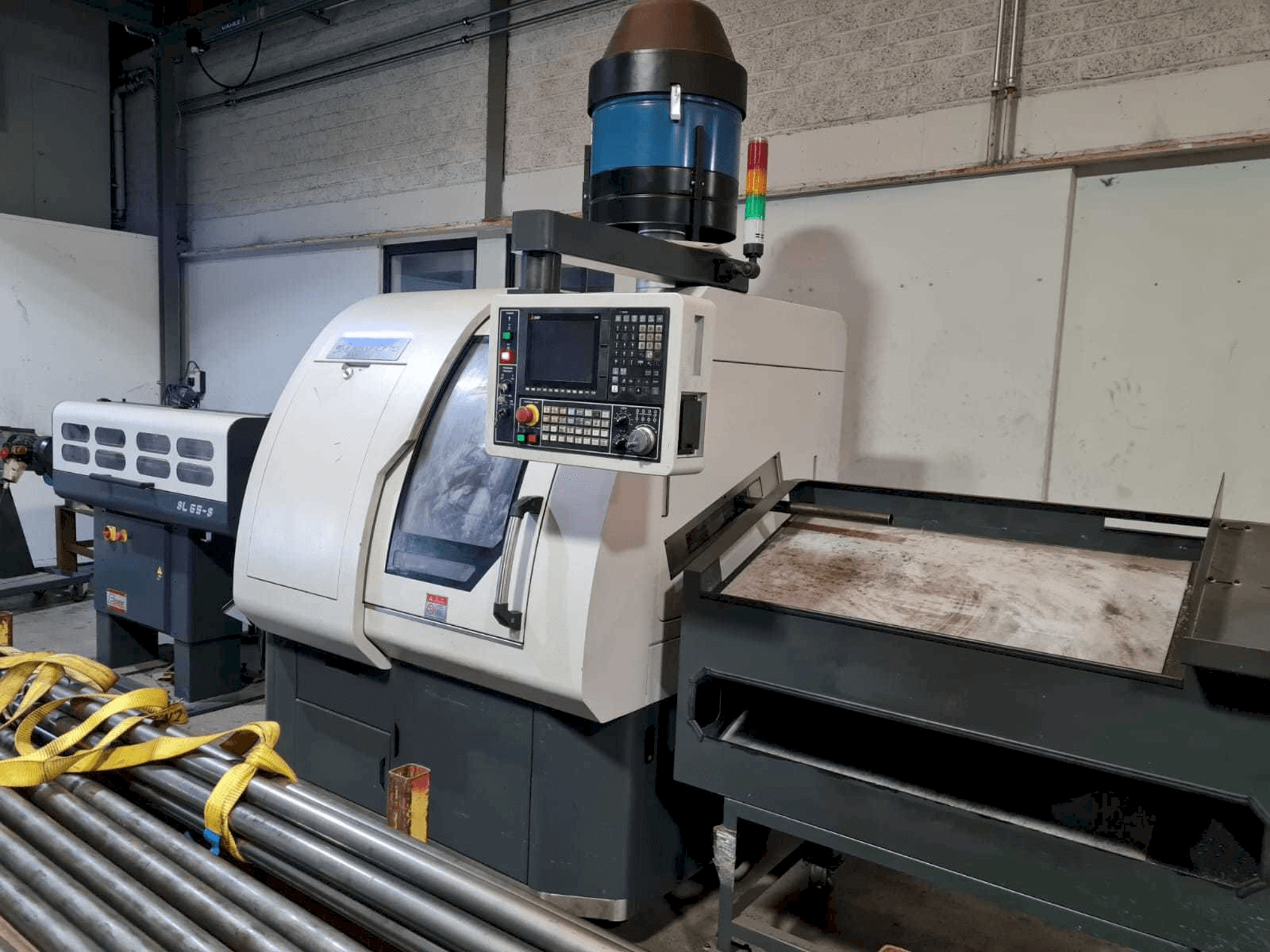 Frontansicht der Ray Feng RC32 Maschine