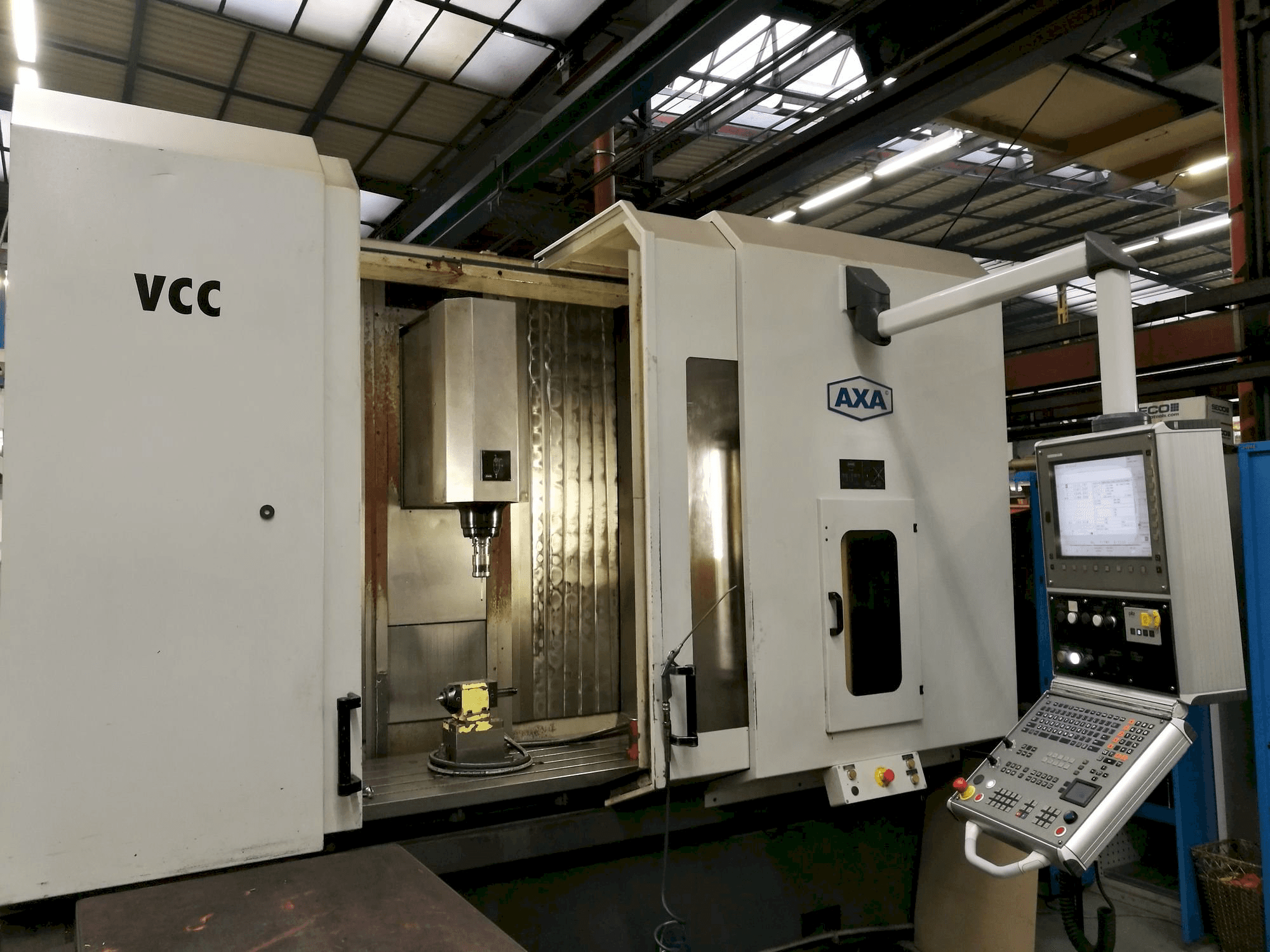 Front view of AXA VCC 1200 machine