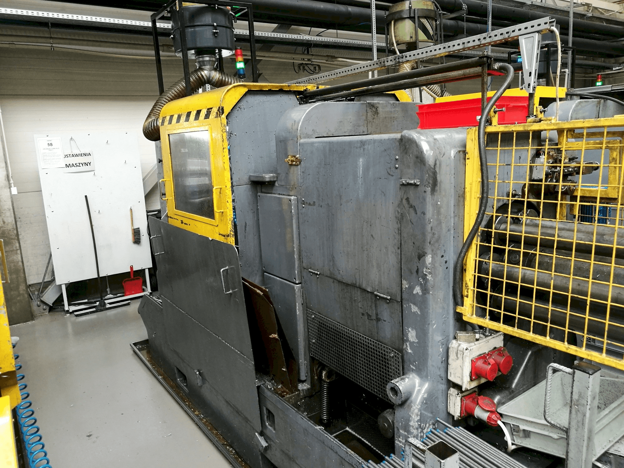 Frontansicht der Wickman 1 3/8"-6 Maschine