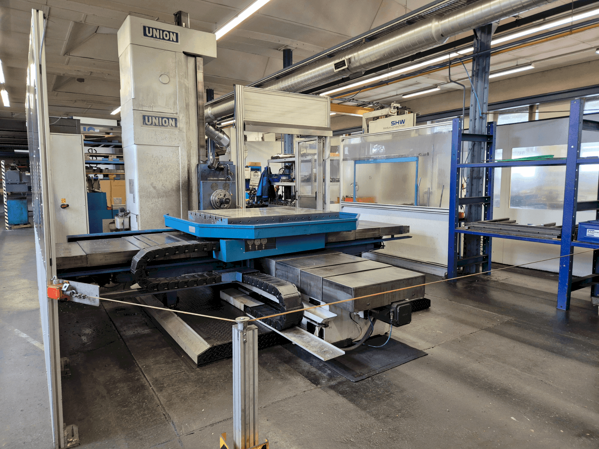 Front view of UNION T105 machine