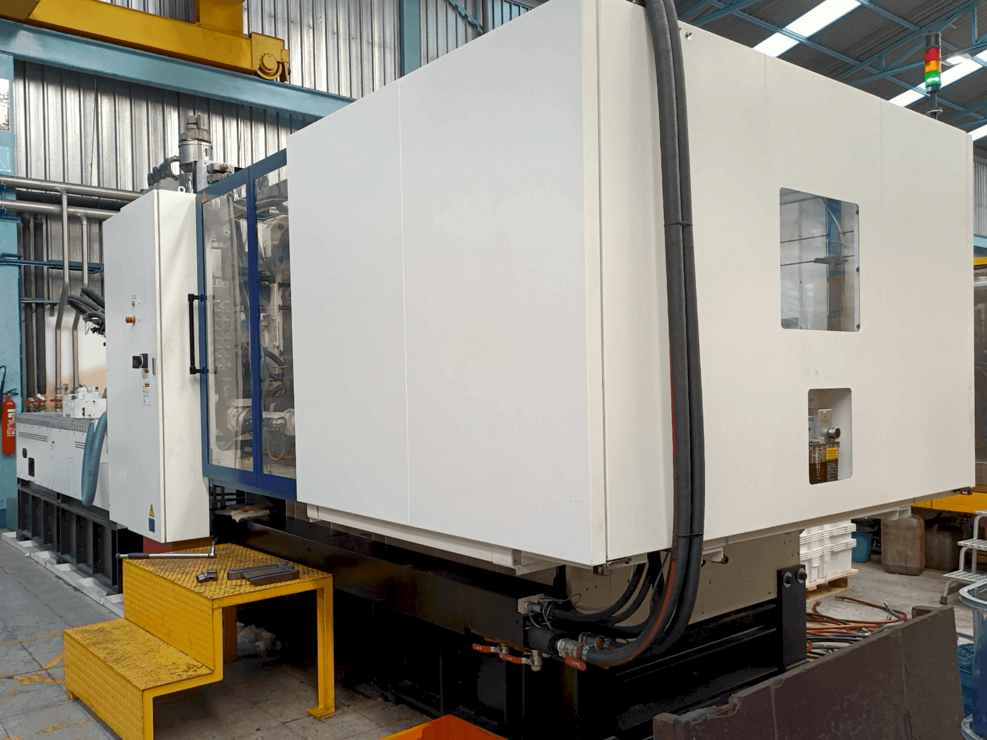 Frontansicht der HAITIAN JU650II Maschine