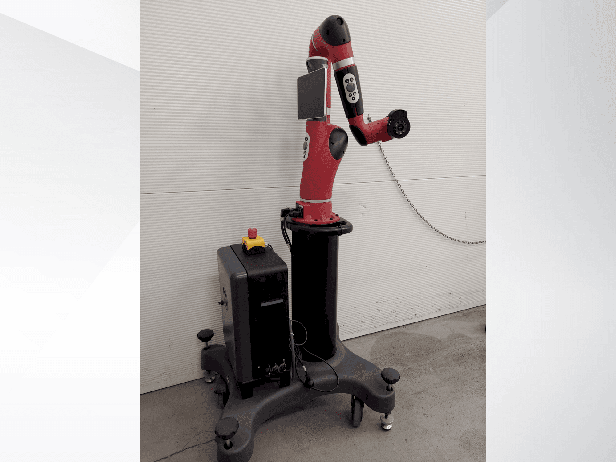 Front view of RETHINK sawyer machine