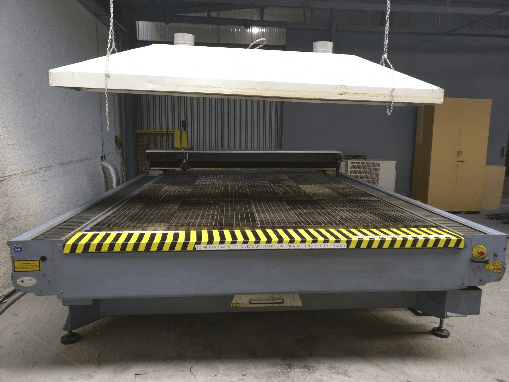 Vorderansicht der SEI Laser MERCURY 603 Maschine