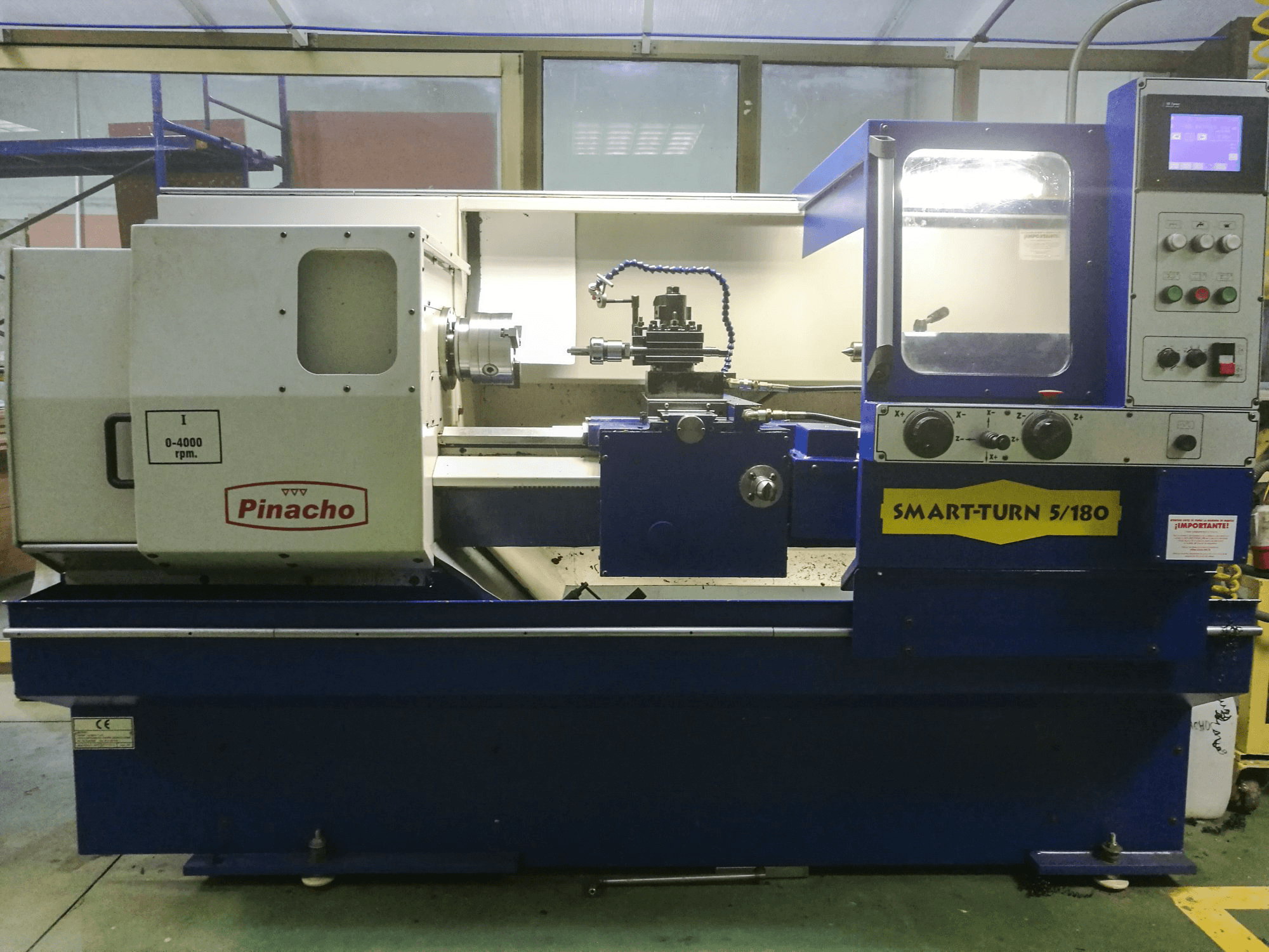 Frontansicht der Pinacho Smart-Turn 5/180 Maschine