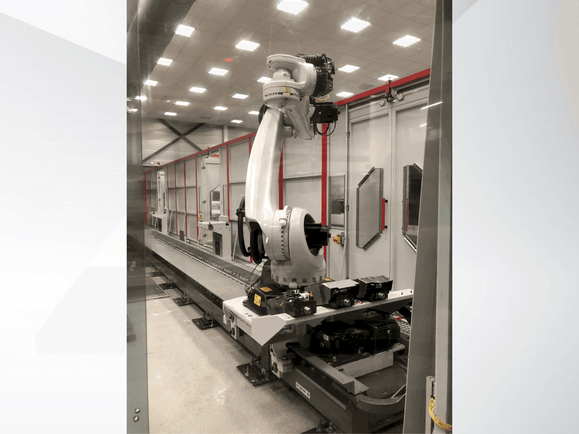 Frontansicht der HERMLE Cell Maschine