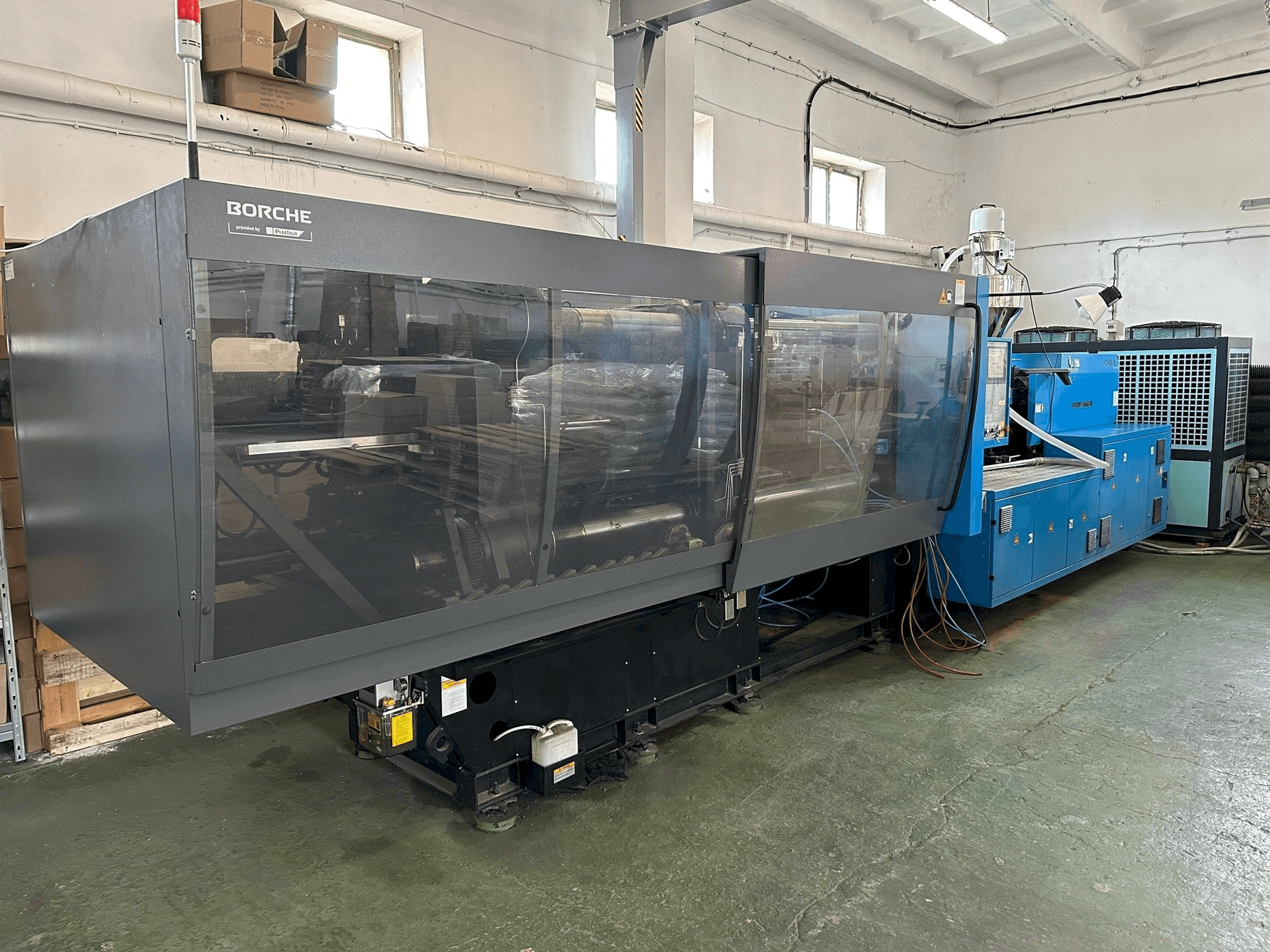 Front view of BORCHÊ BS400 Economic machine