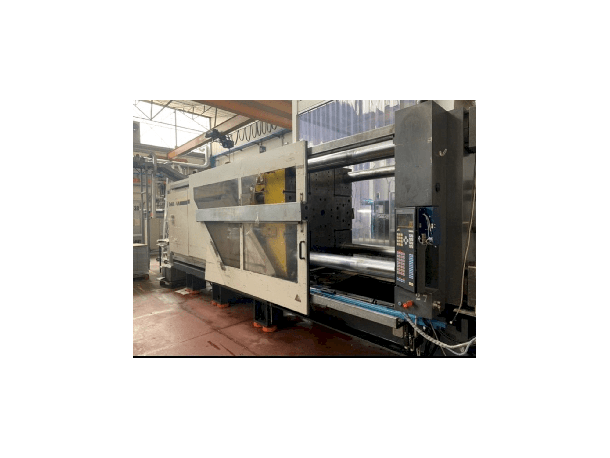 Frontansicht der OiMA STRATOS 8500/900 S Maschine