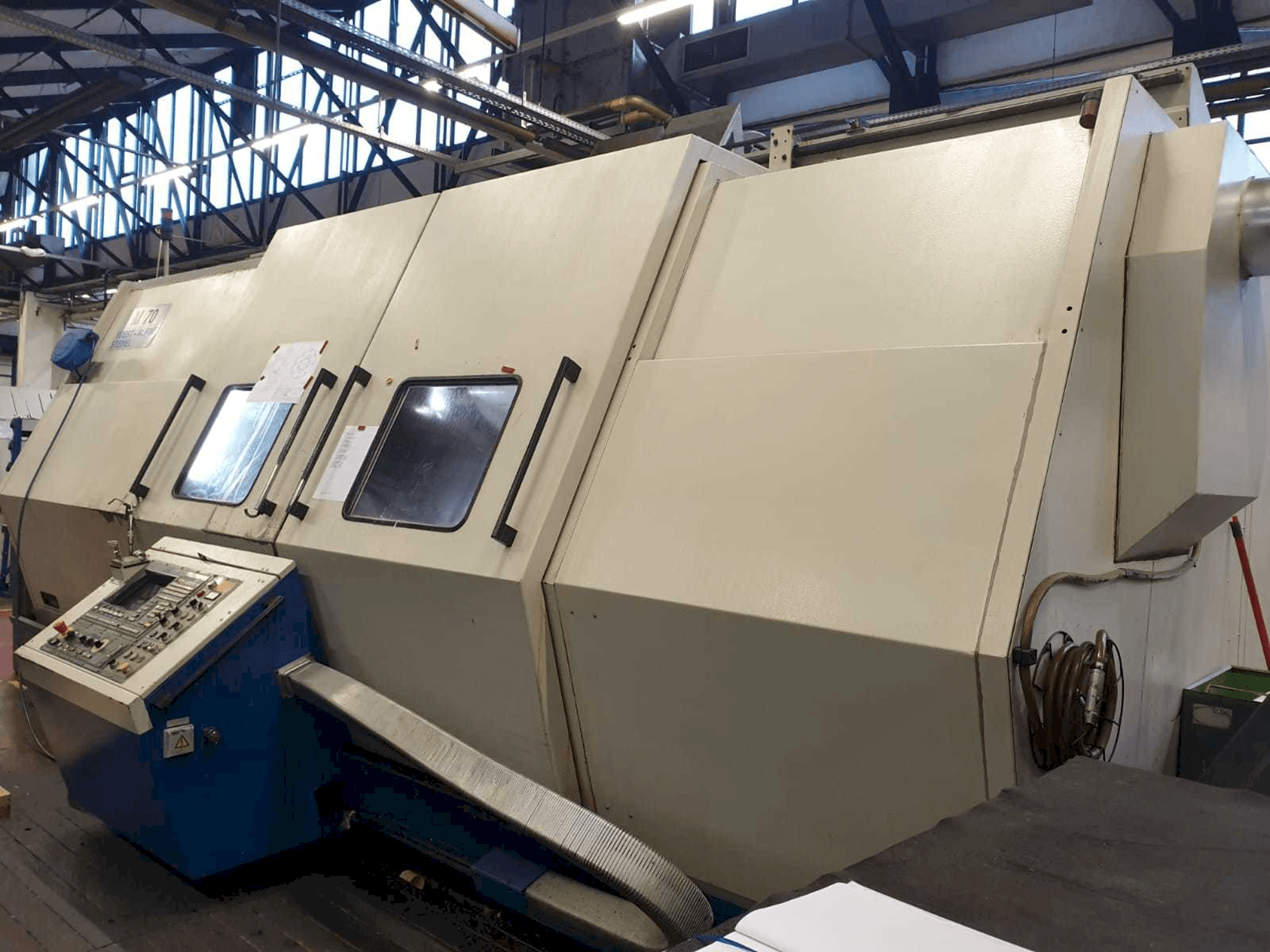 Frontansicht der WFL M70 Maschine