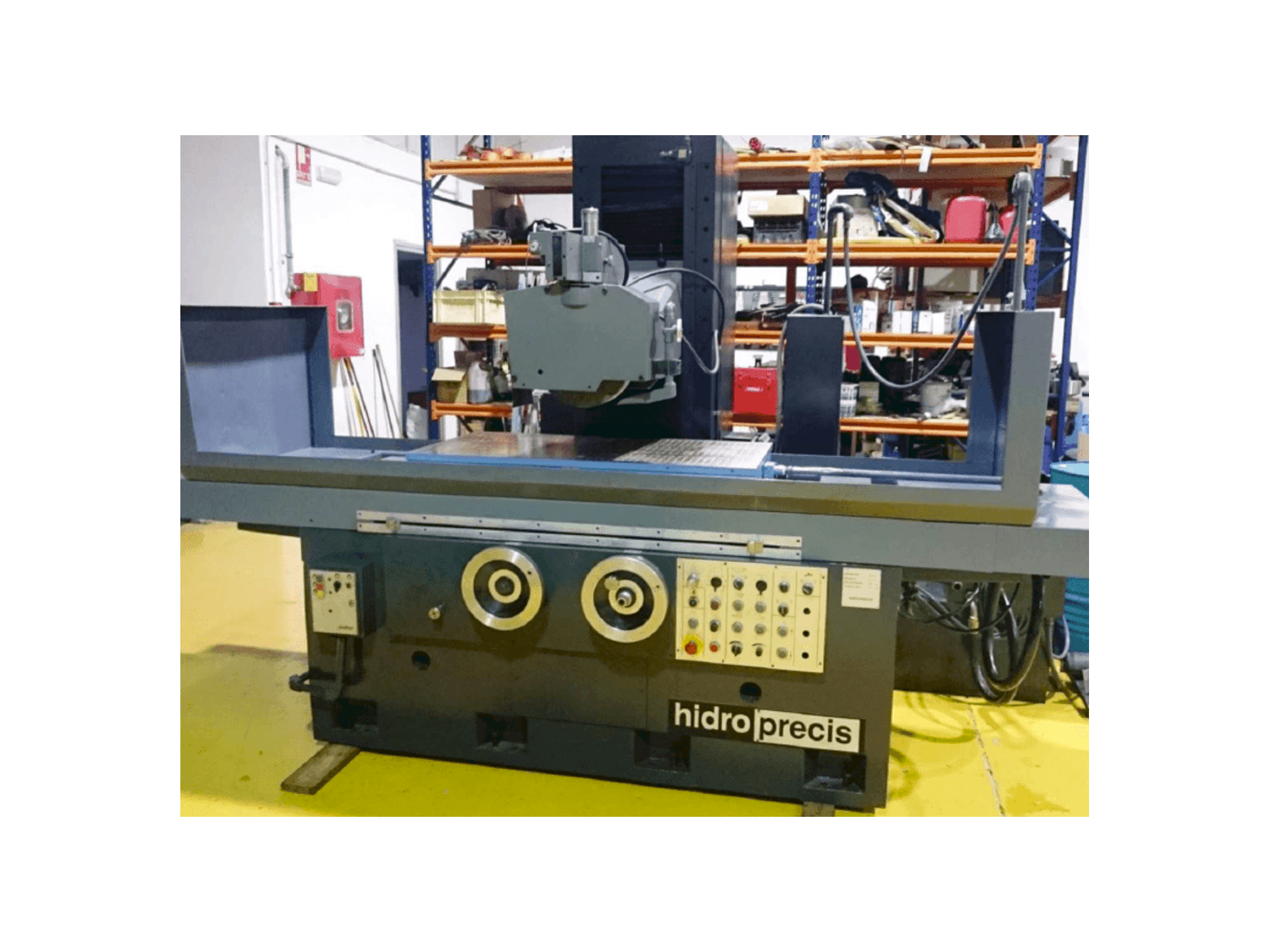 Frontansicht der Hidro-Precis TP70 Maschine