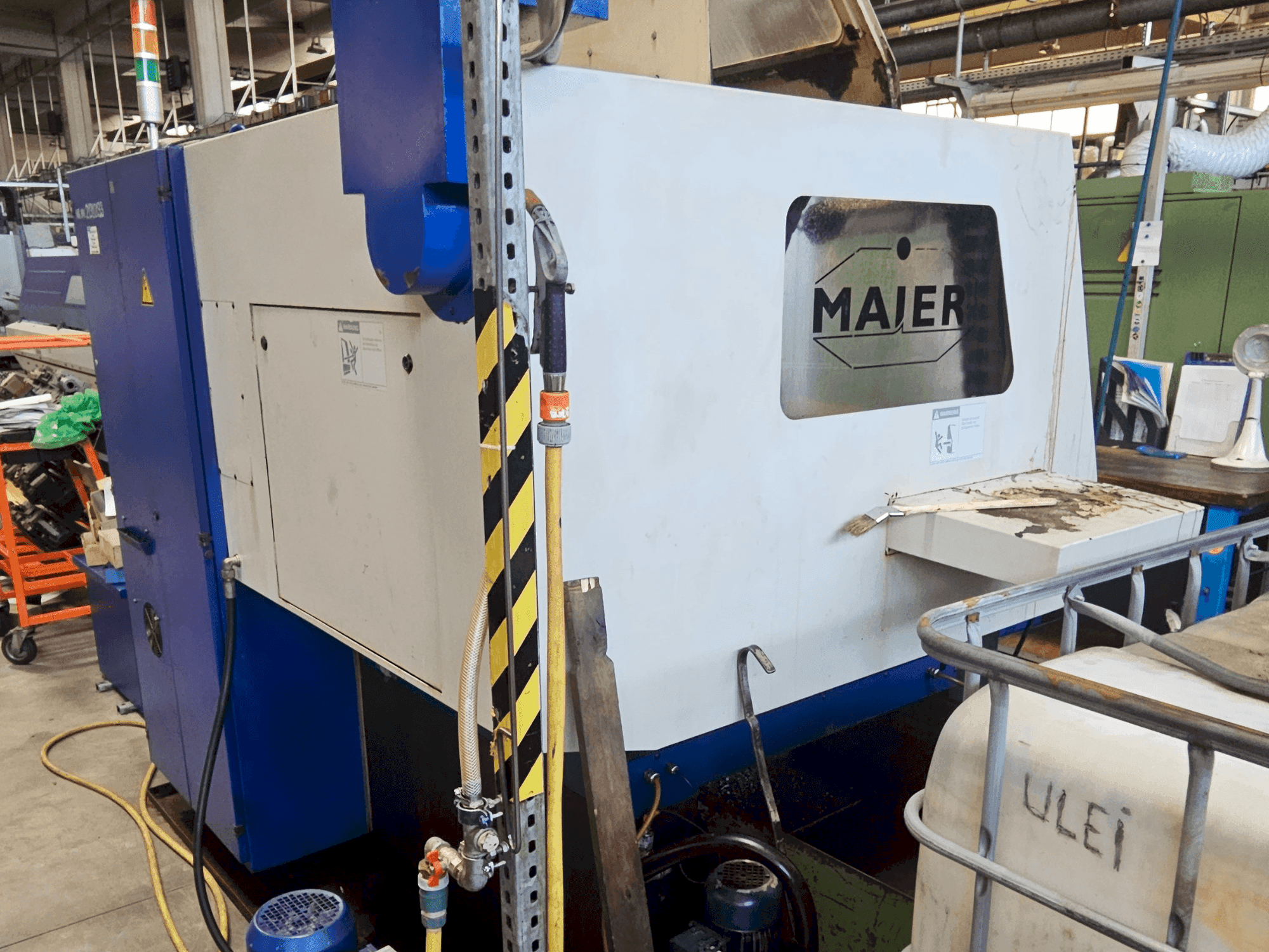 Frontansicht der Maier ML 36D Maschine