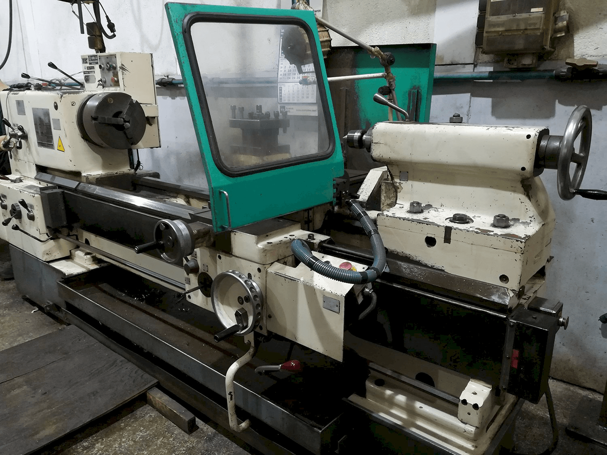 Frontansicht der TOS SN 71 C Maschine