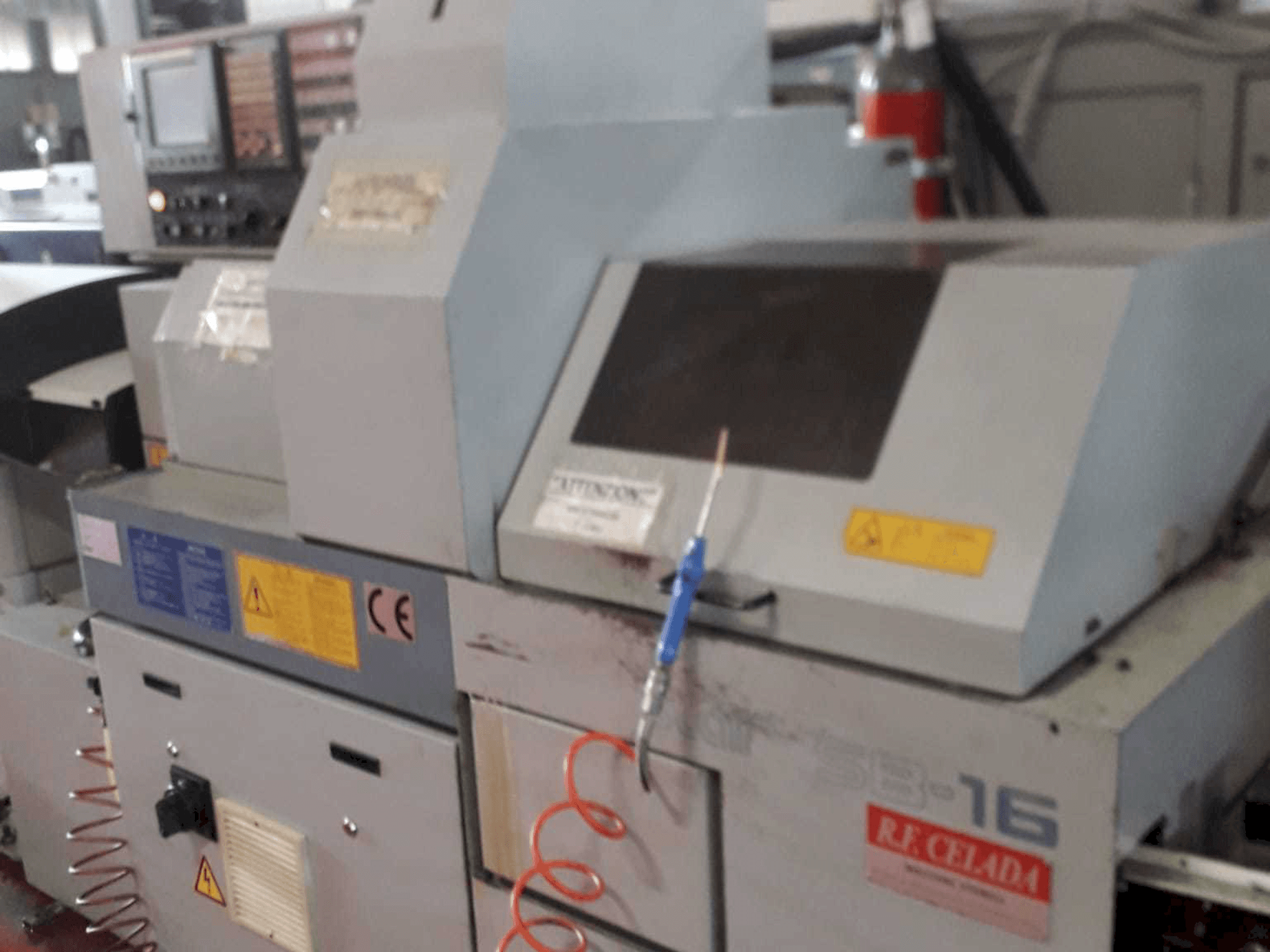 Frontansicht der Star SB -16 Maschine