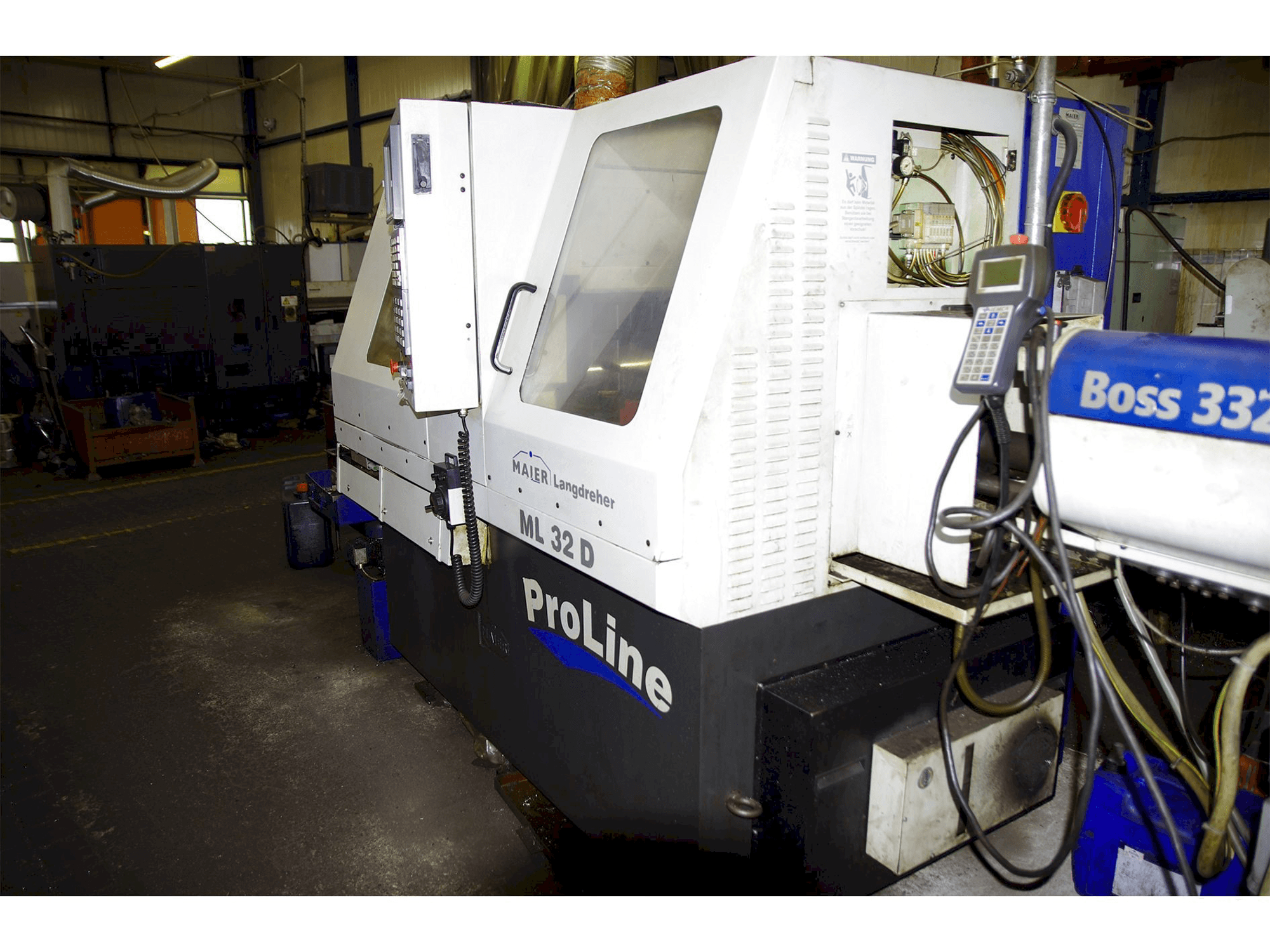 Frontansicht der Maier ML32D Maschine