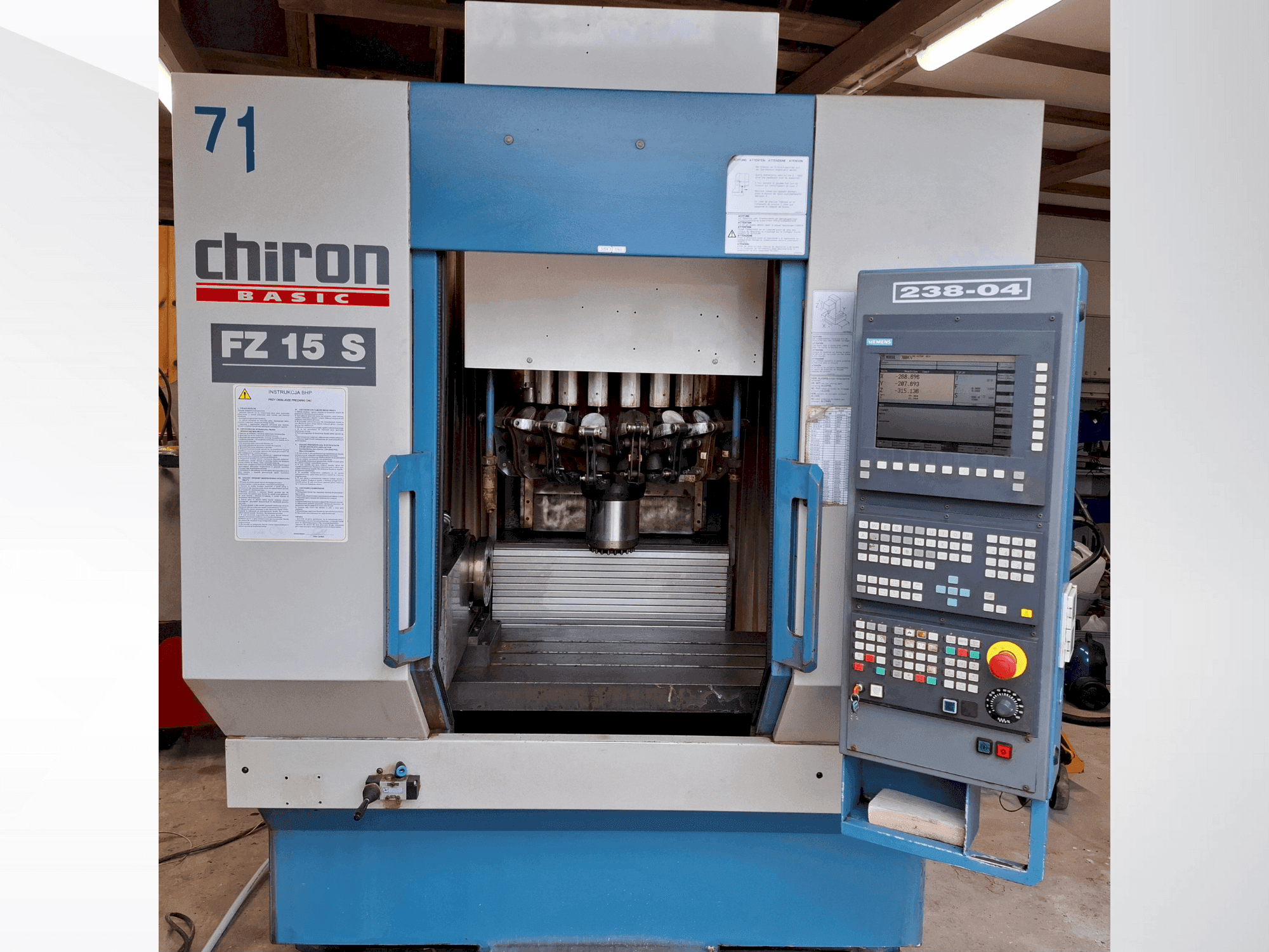 Front view of CHIRON FZ 15 S machine