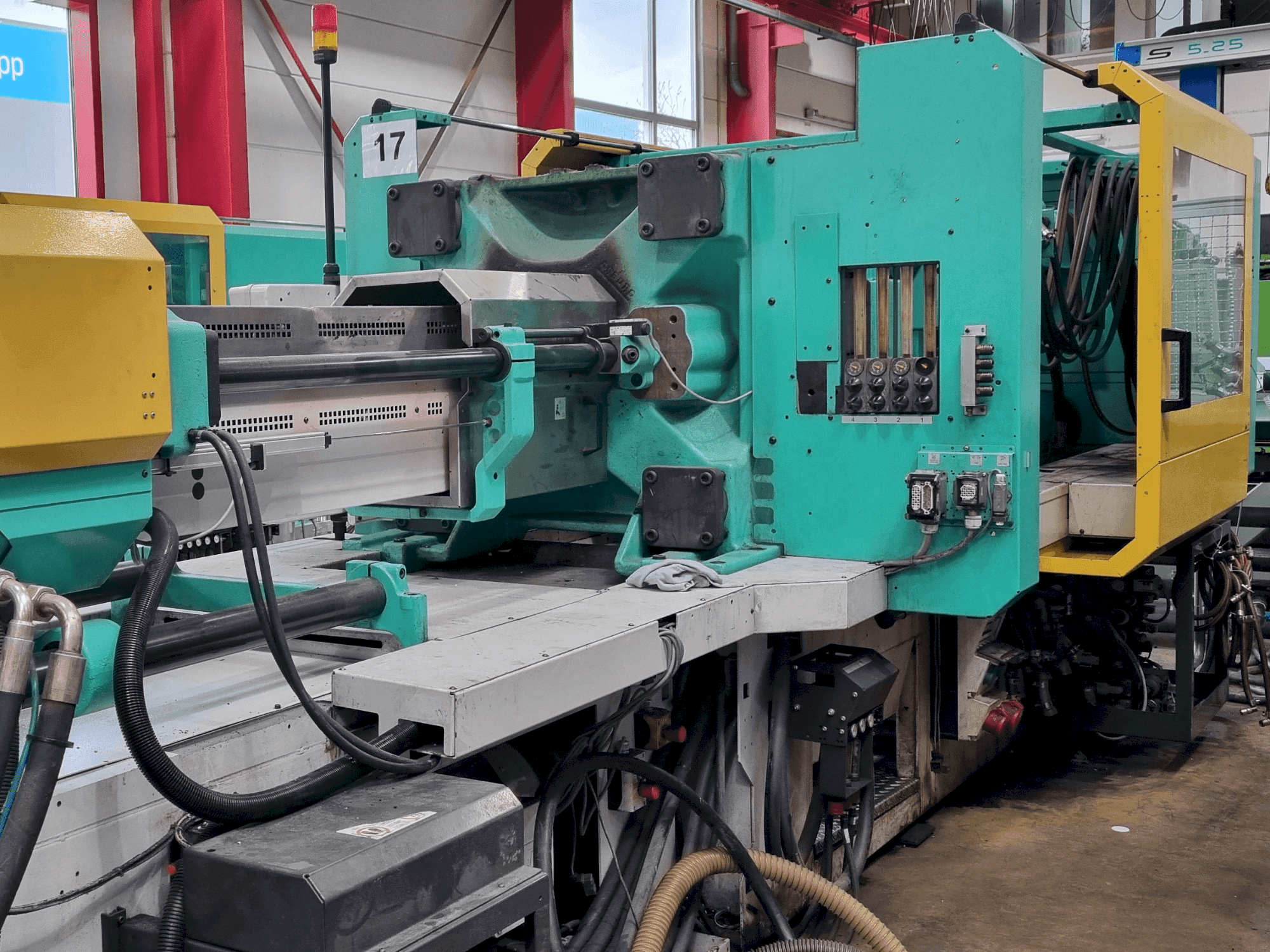 Front view of Arburg 630 S 2500-1300 ECO machine