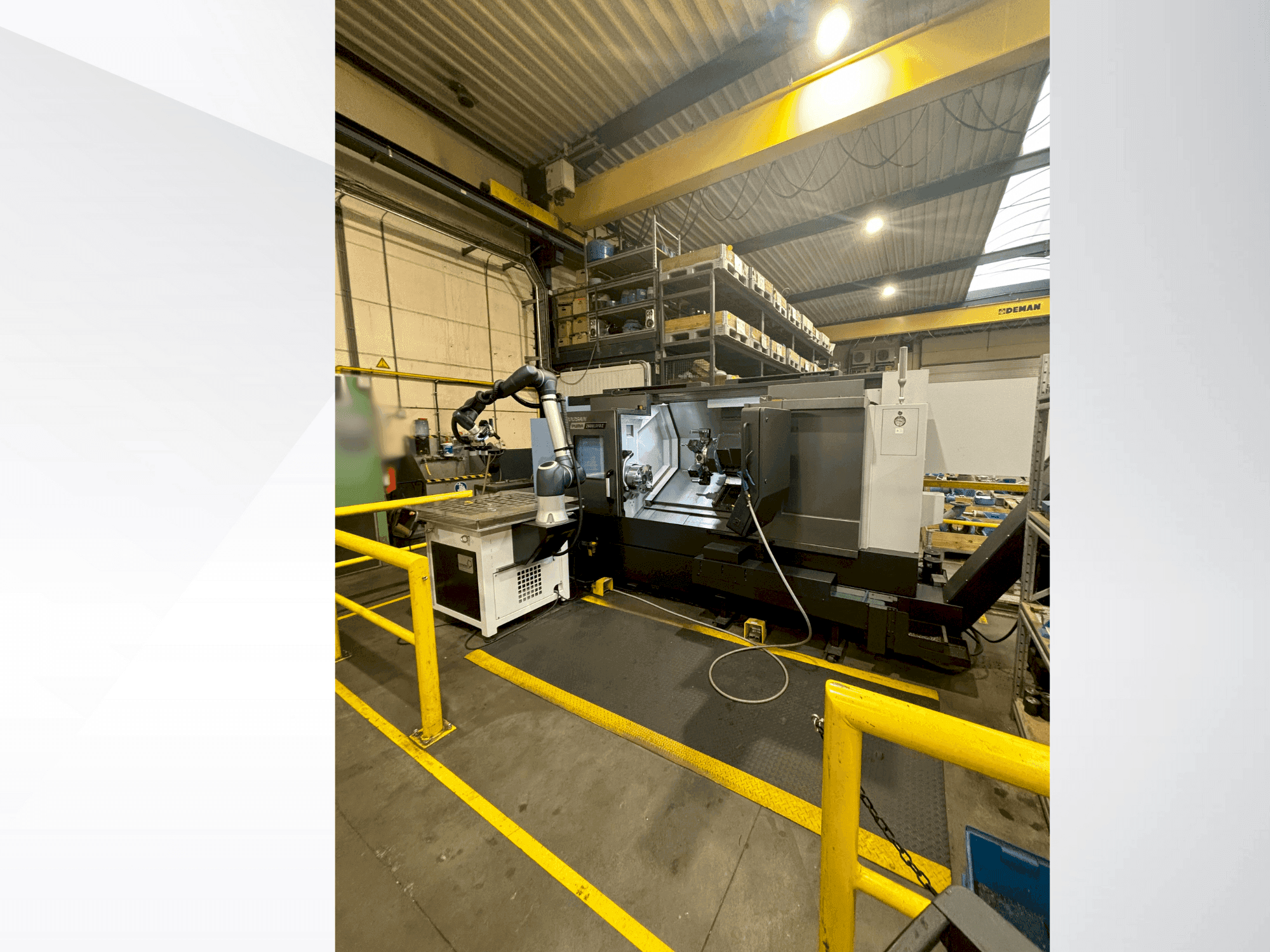 Frontansicht der DOOSAN PUMA 2600LSYB II Maschine