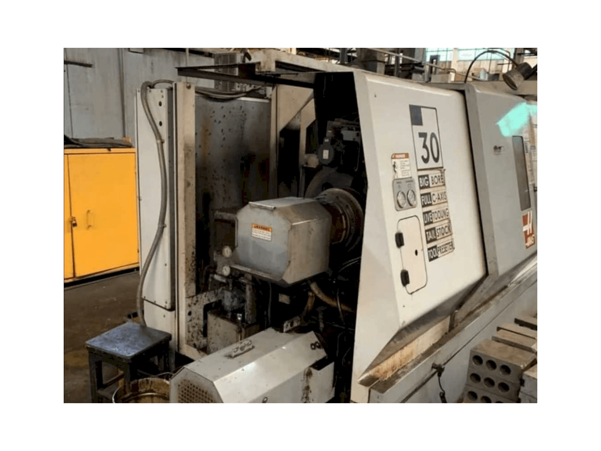 Frontansicht der HAAS SL-30BTHE Maschine