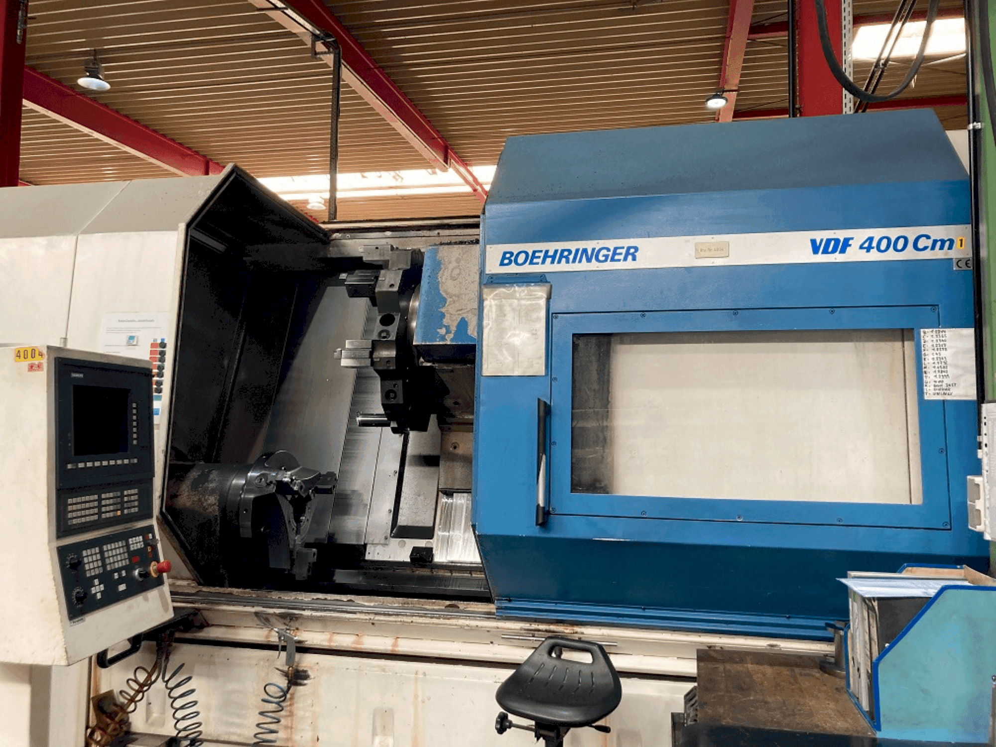 Frontansicht der BOEHRINGER C400 Maschine