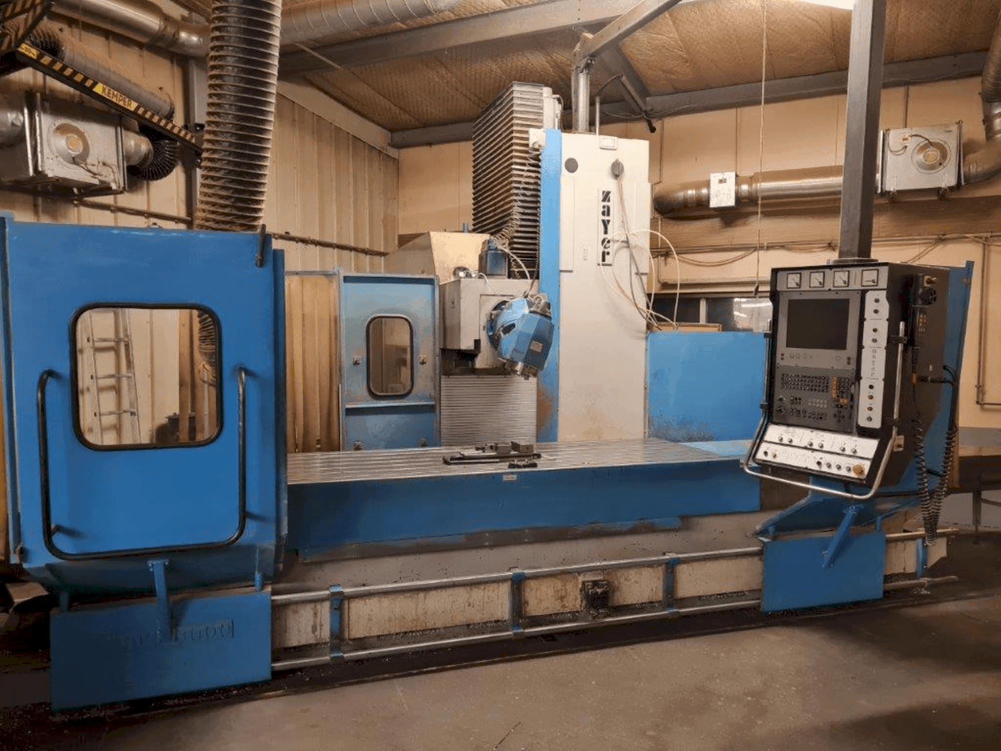 Frontansicht der Zayer 30KF3000 Maschine