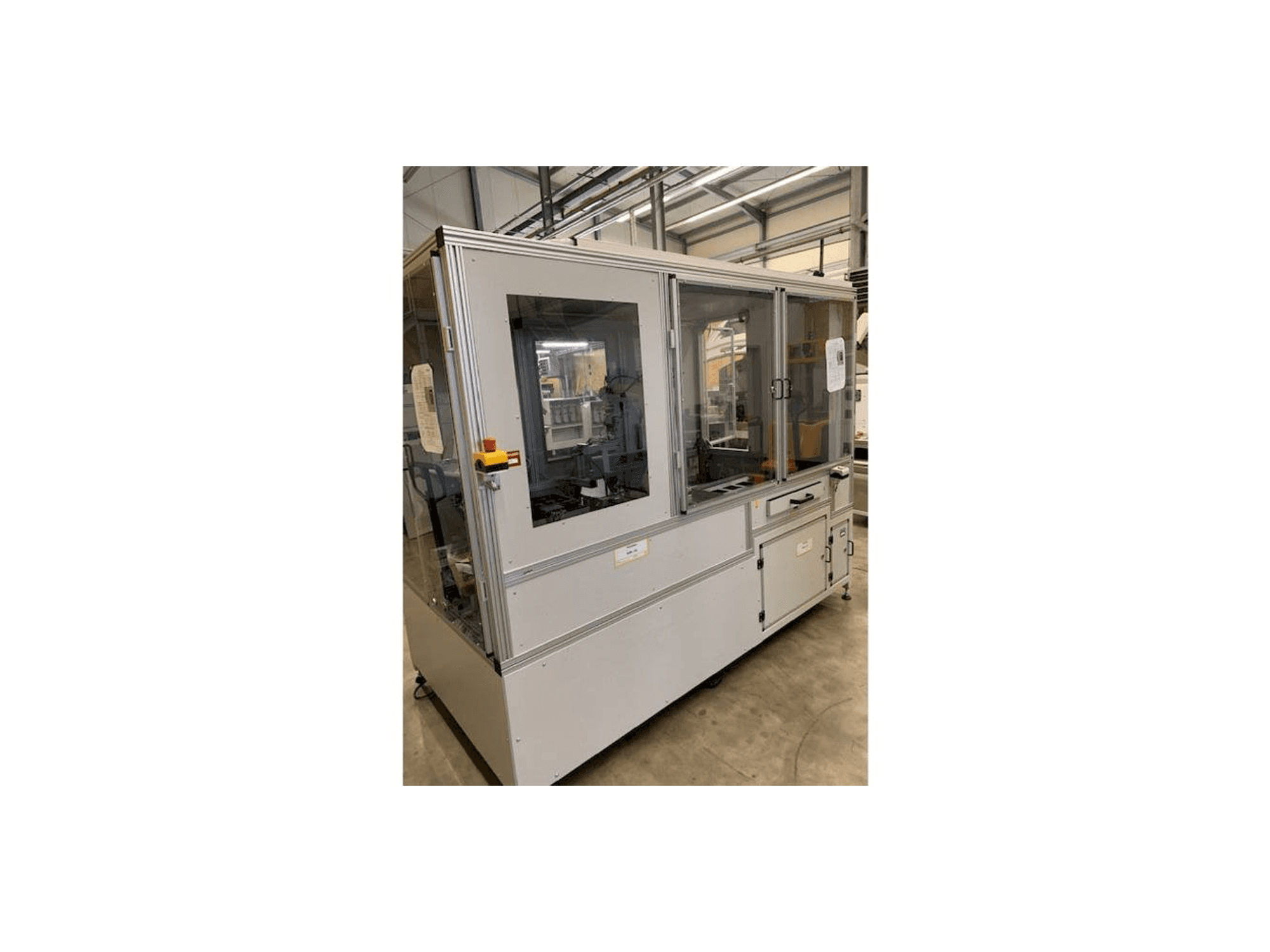 Linke Seitenansicht der SEHO Robot cell sorting station Maschine