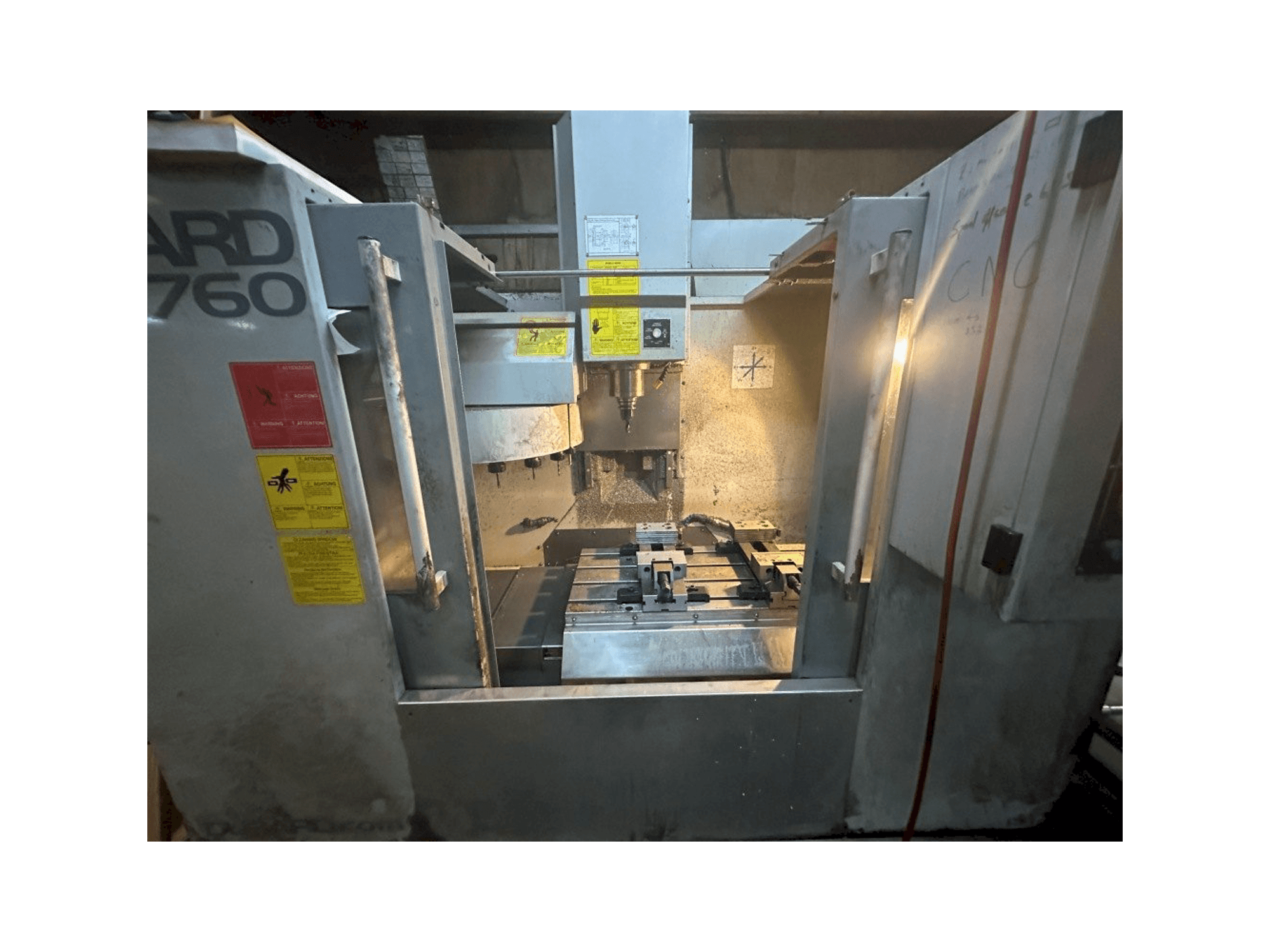 Front view of Dugard Eagle ECO 760 machine