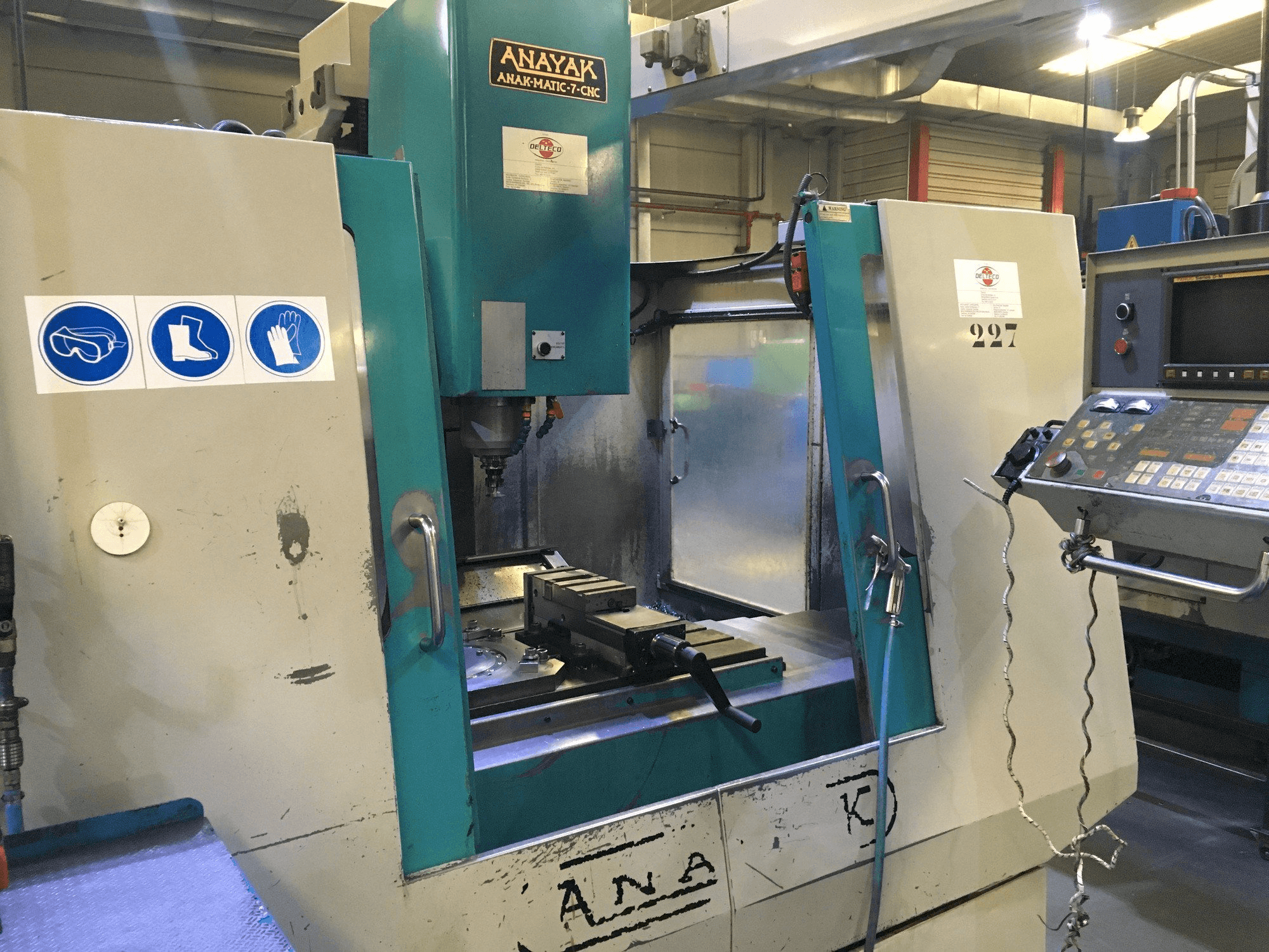 Frontansicht der ANAYAK ANAKMATIC-7 Maschine