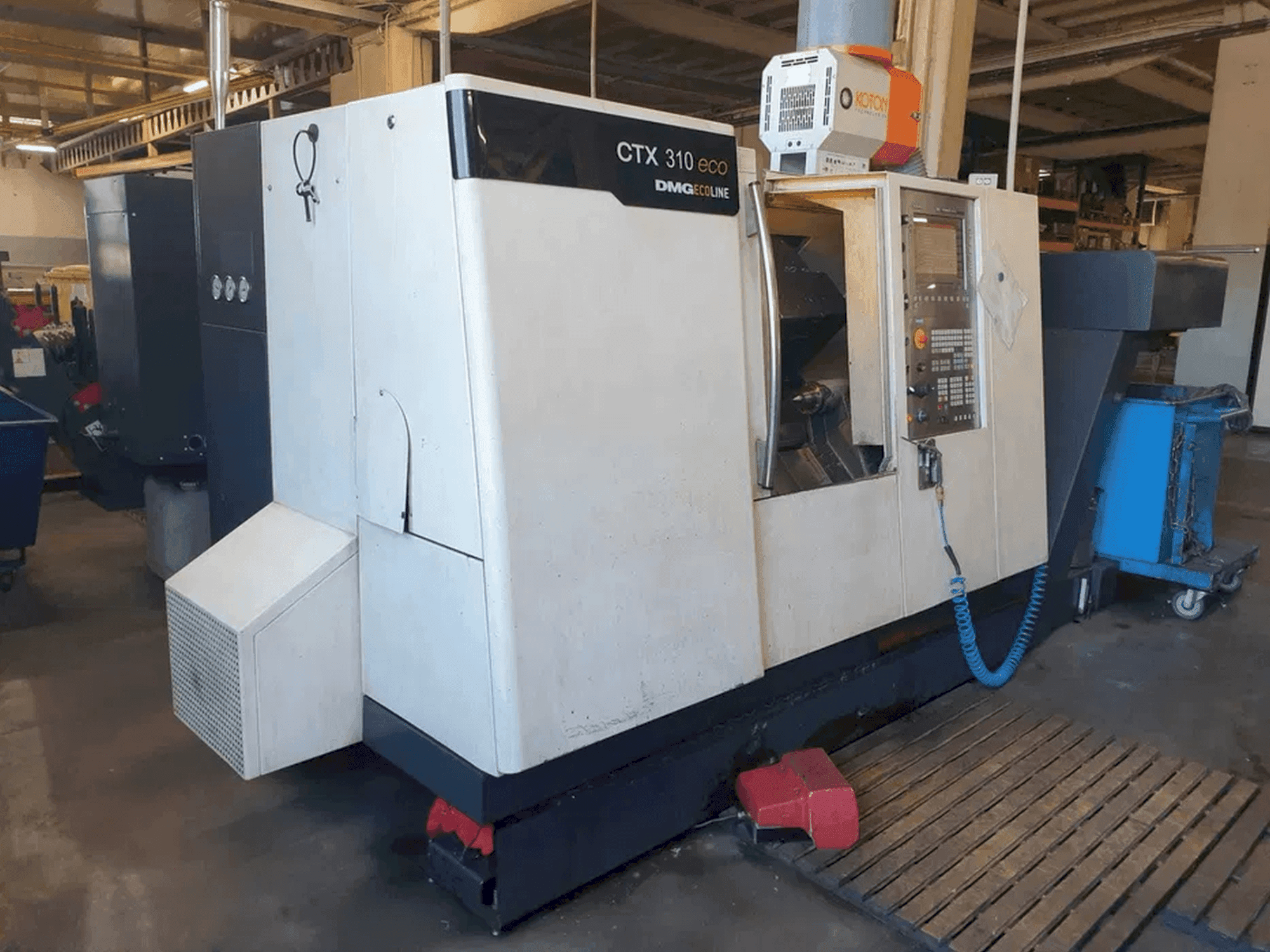 Frontansicht der DMG CTX 310 eco Maschine